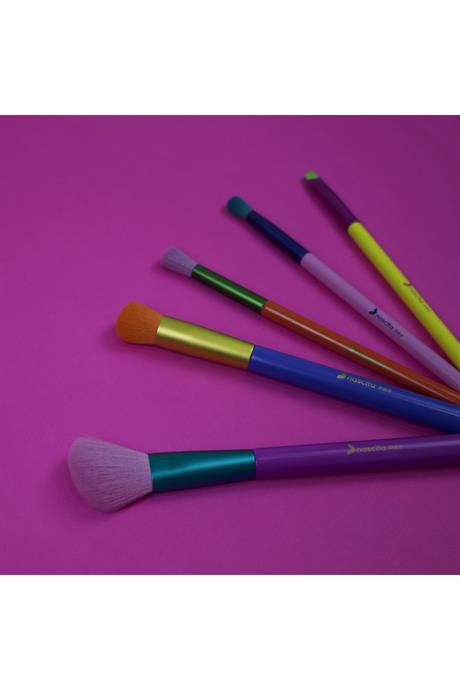 Nascita Pro 5Li Makyaj Fırça Seti - 141