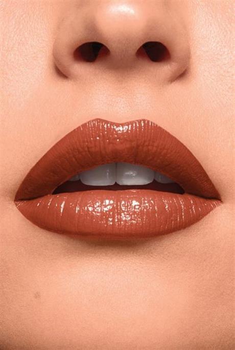 Maybelline New York Color Sensational Shine Compulsion Nemlendirici Parlak Ruj - 60 Chocolate Lust - Kahverengi