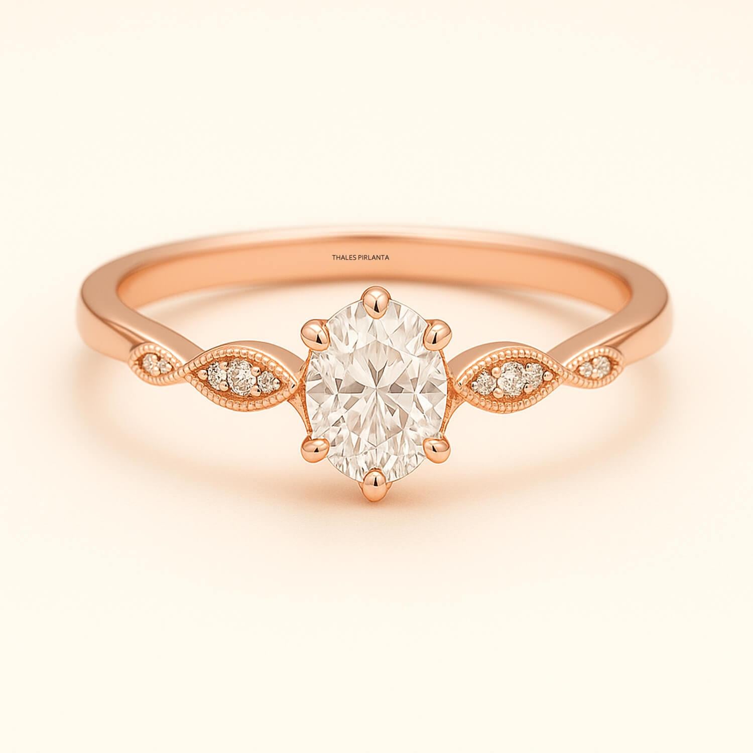 0.50 Karat D SI1 Oval Pırlanta Vintage Evlilik Yüzüğü