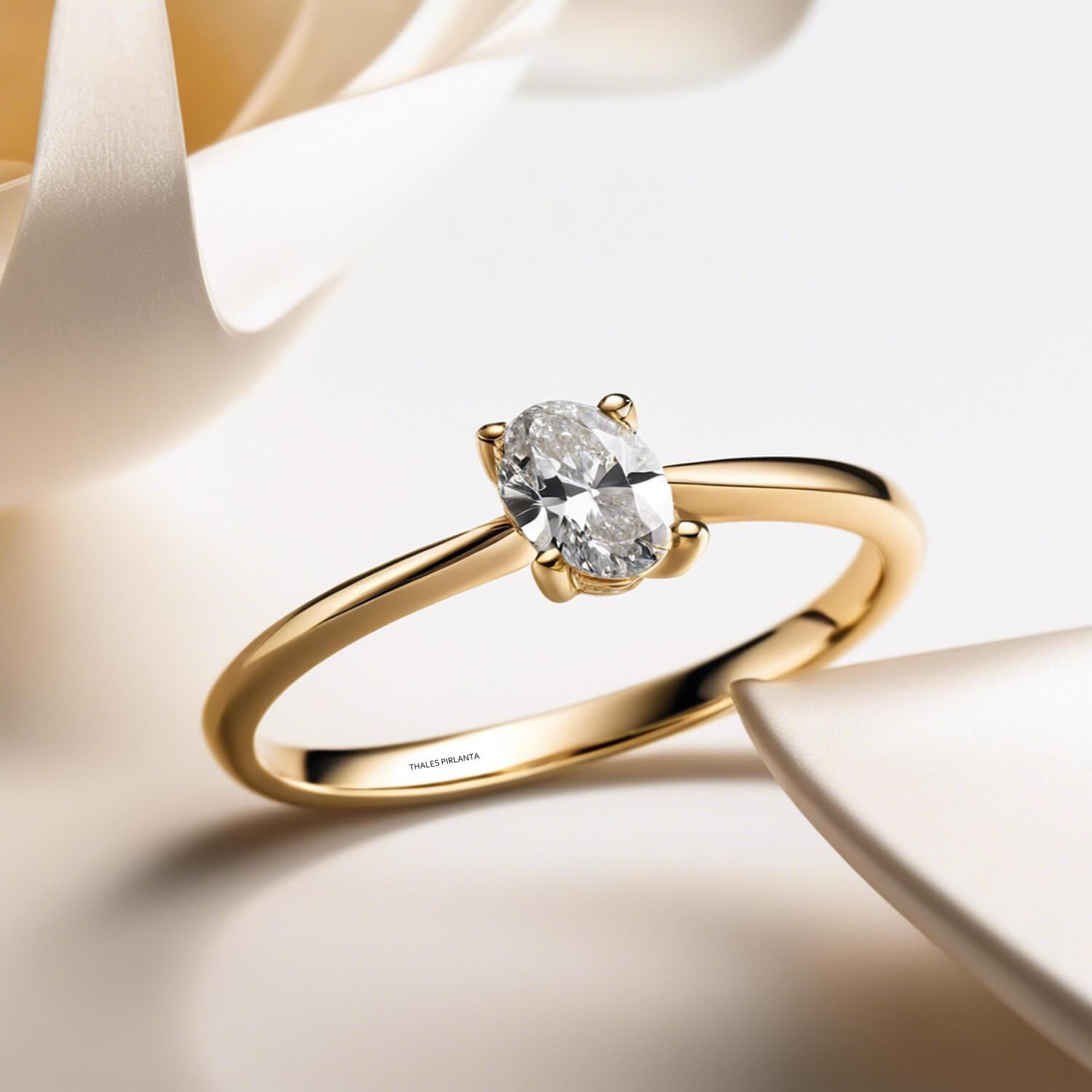 0.50 Karat Evlilik Teklifi Oval Pırlanta Tektaş Yüzük