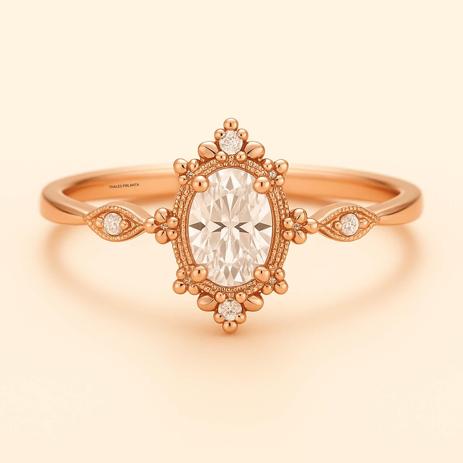 0.56 Karat F SI Oval Vintage Evlilik Teklifi Yüzüğü