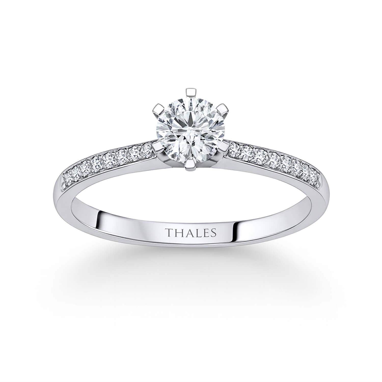 0.70 Karat HRD Sertifikalı 6 Tırnak Tektaş Yüzük