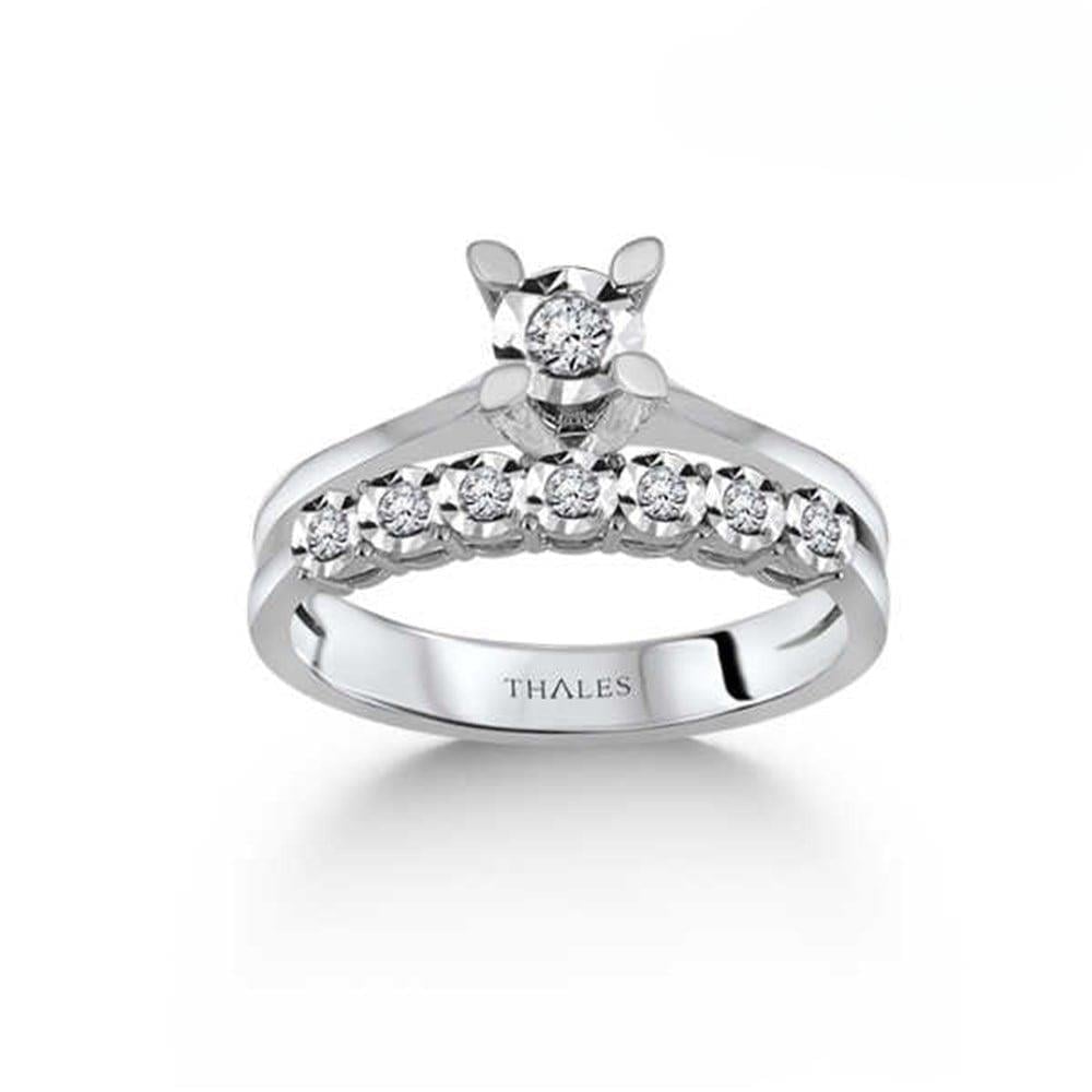 0.15 Karat F Renk Markiz Tırnak Twin Pırlanta Yüzük