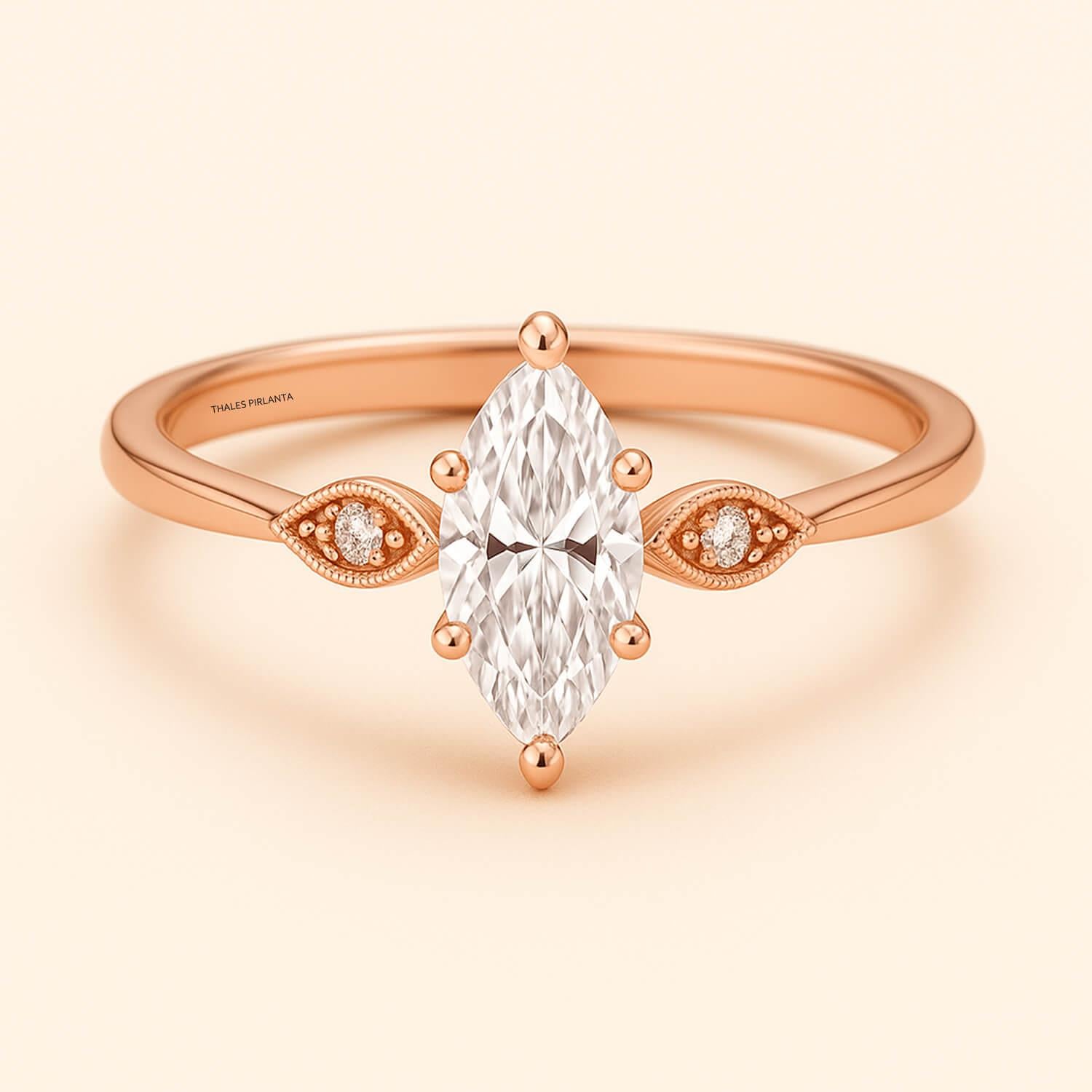 0.42 Karat D VS2 Evlilik Teklifi Pırlanta Markiz Yüzük