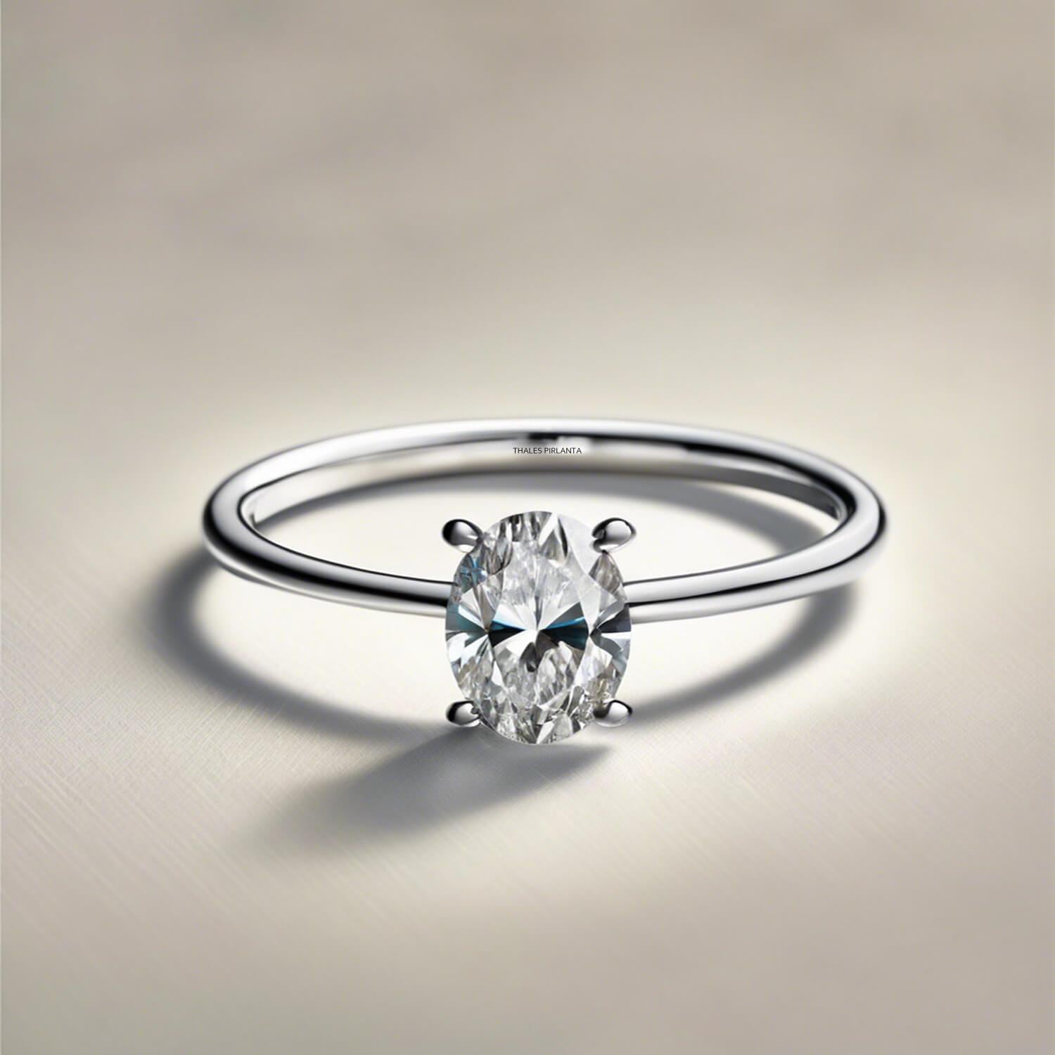 0.35 Karat GIA Sertifikalı E Renk Oval Tektaş Yüzükler