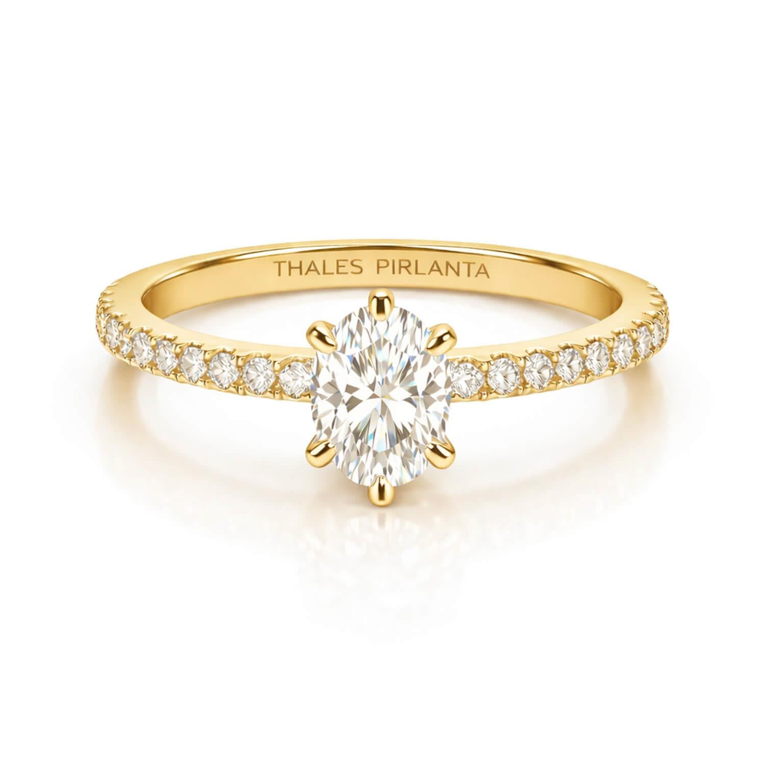 0.80 Karat GIA E VS2 Kolu Taşlı Oval Pırlanta Yüzük