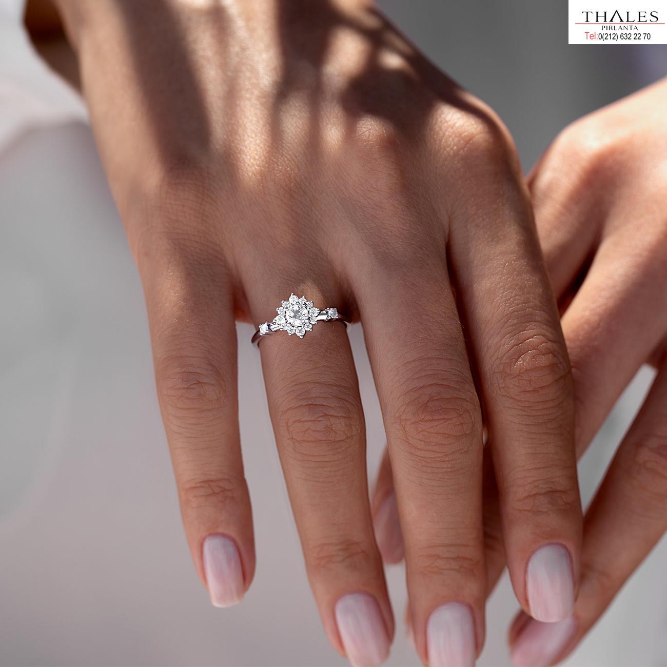 Evlilik Teklifi Yüzüğü 0.62 Karat Vintage Model