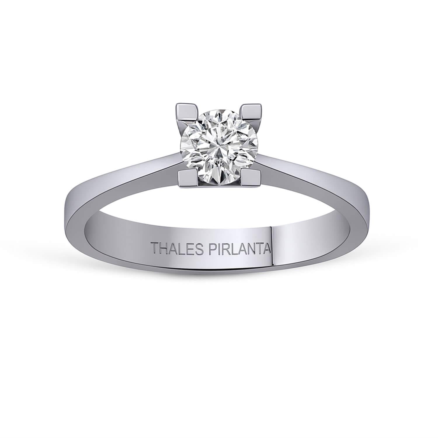 GIA Klasik Tektaş Modeli 0.50 Karat E SI2