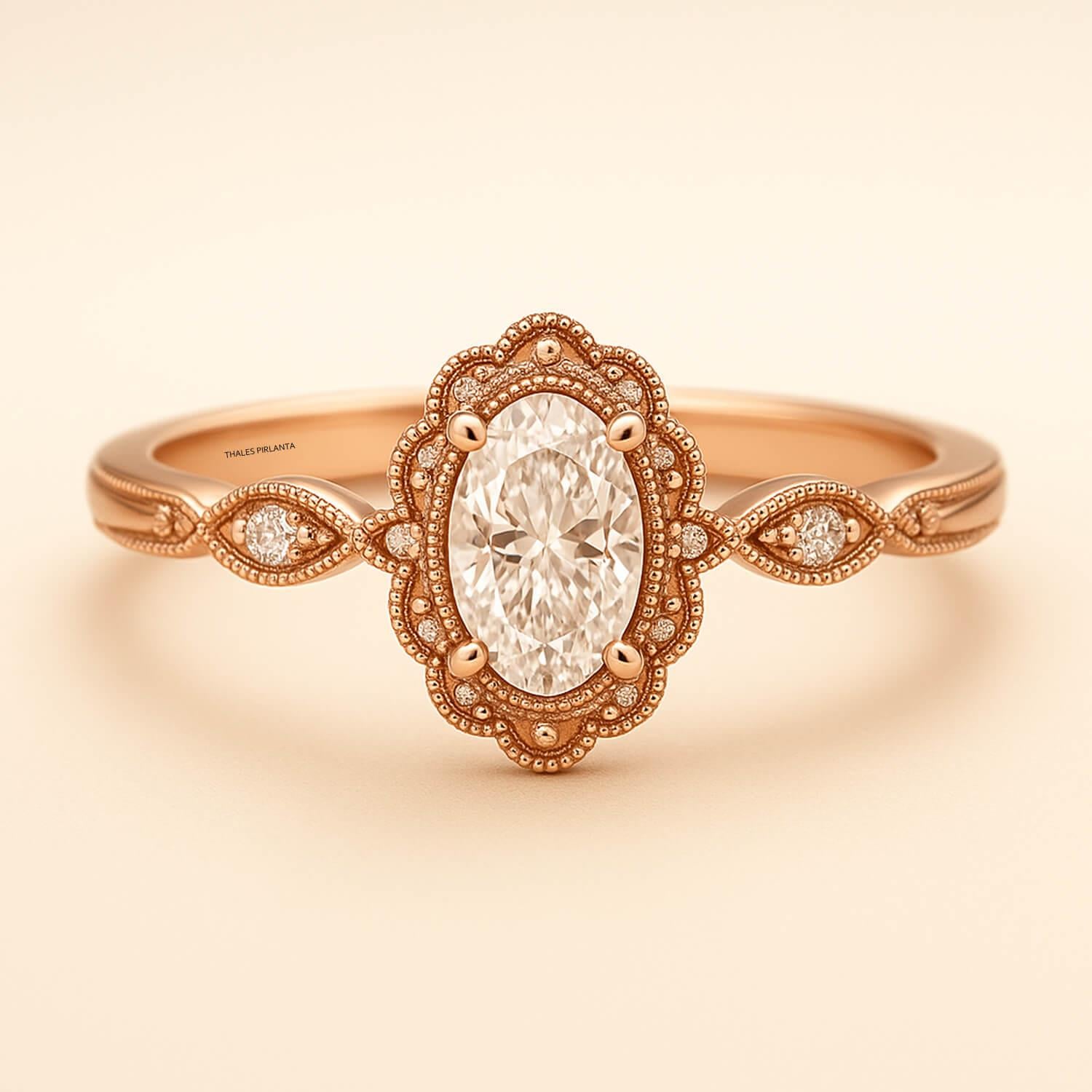 0.53 Karat F SI Oval Vintage Evlenme Teklifi Yüzüğü