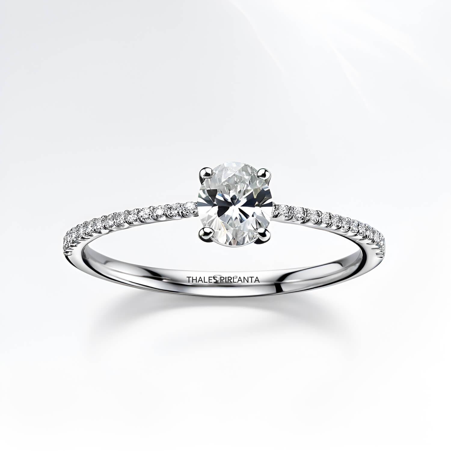 0.70 Karat F SI Oval Pırlanta Yüzük