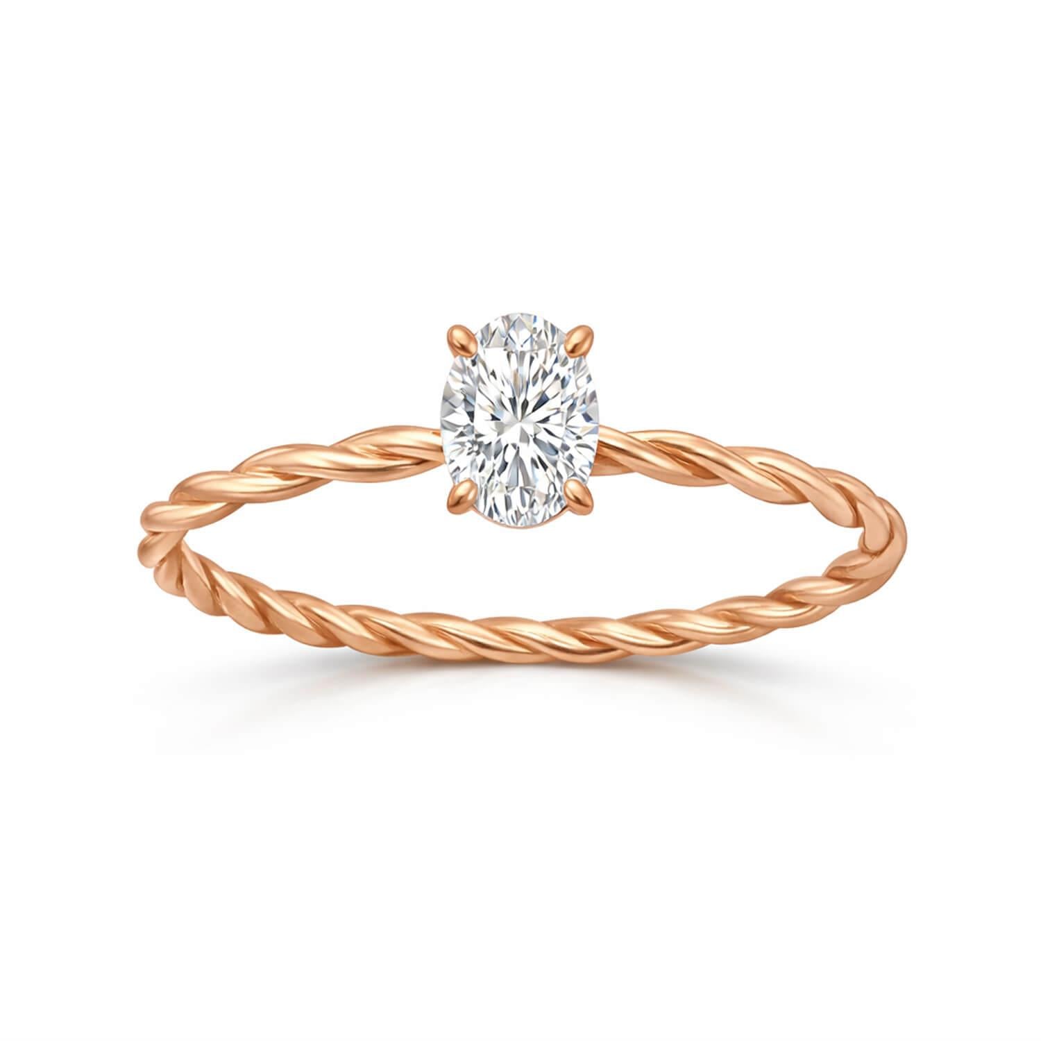 0.40 Karat D VS2 GIA Pençe Tırnaklı Oval Tektaş Yüzük