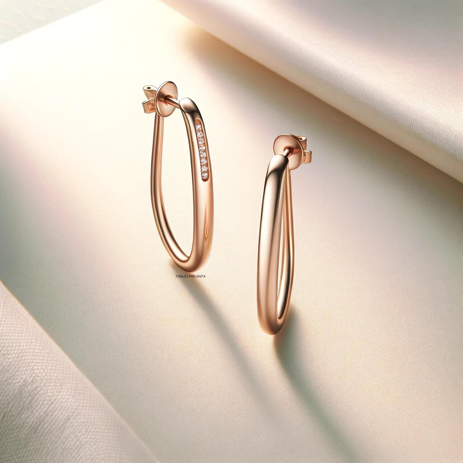 0,07 Karat Pırlanta Tasarım Küpeler