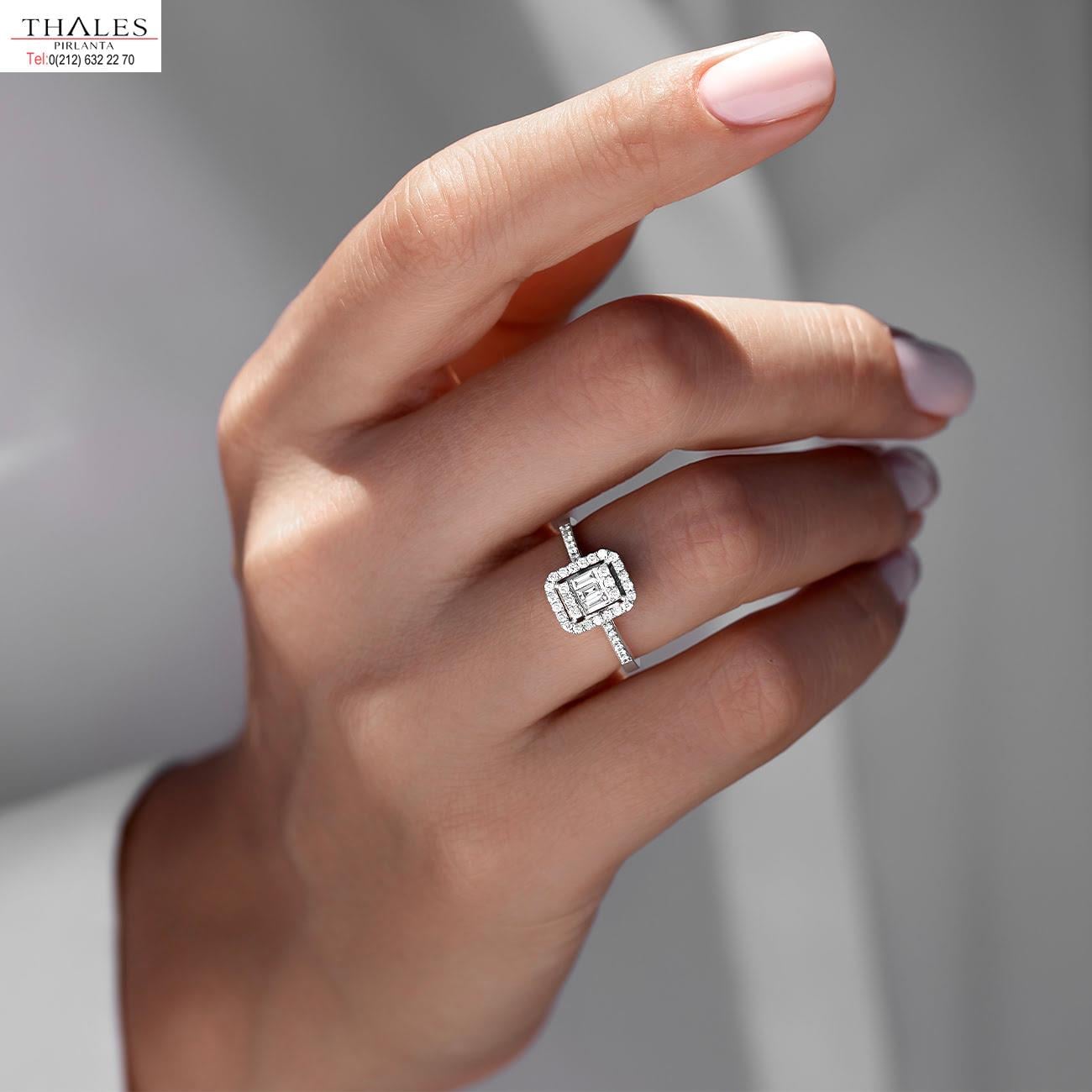 Baget Yüzük 0.42 Karat F Renk 