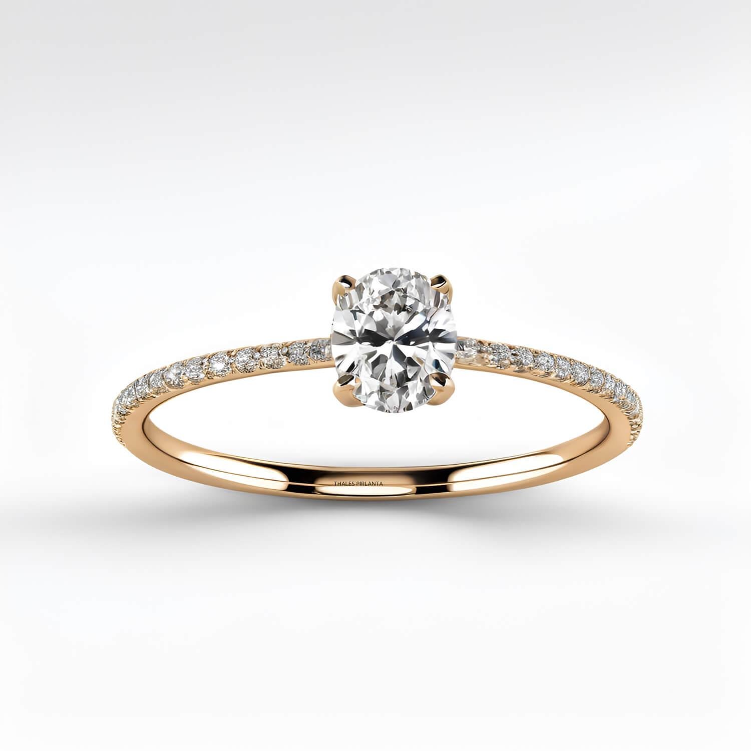 Oval Kesim Altın Yüzük