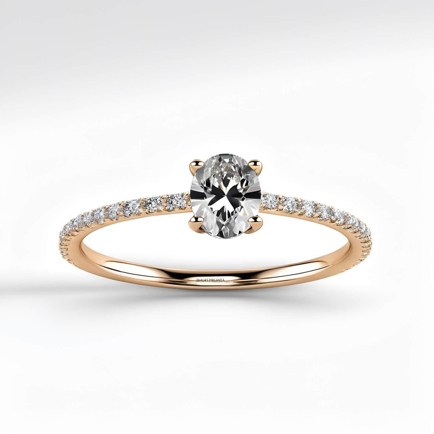 Oval Taş Pırlanta Yüzük