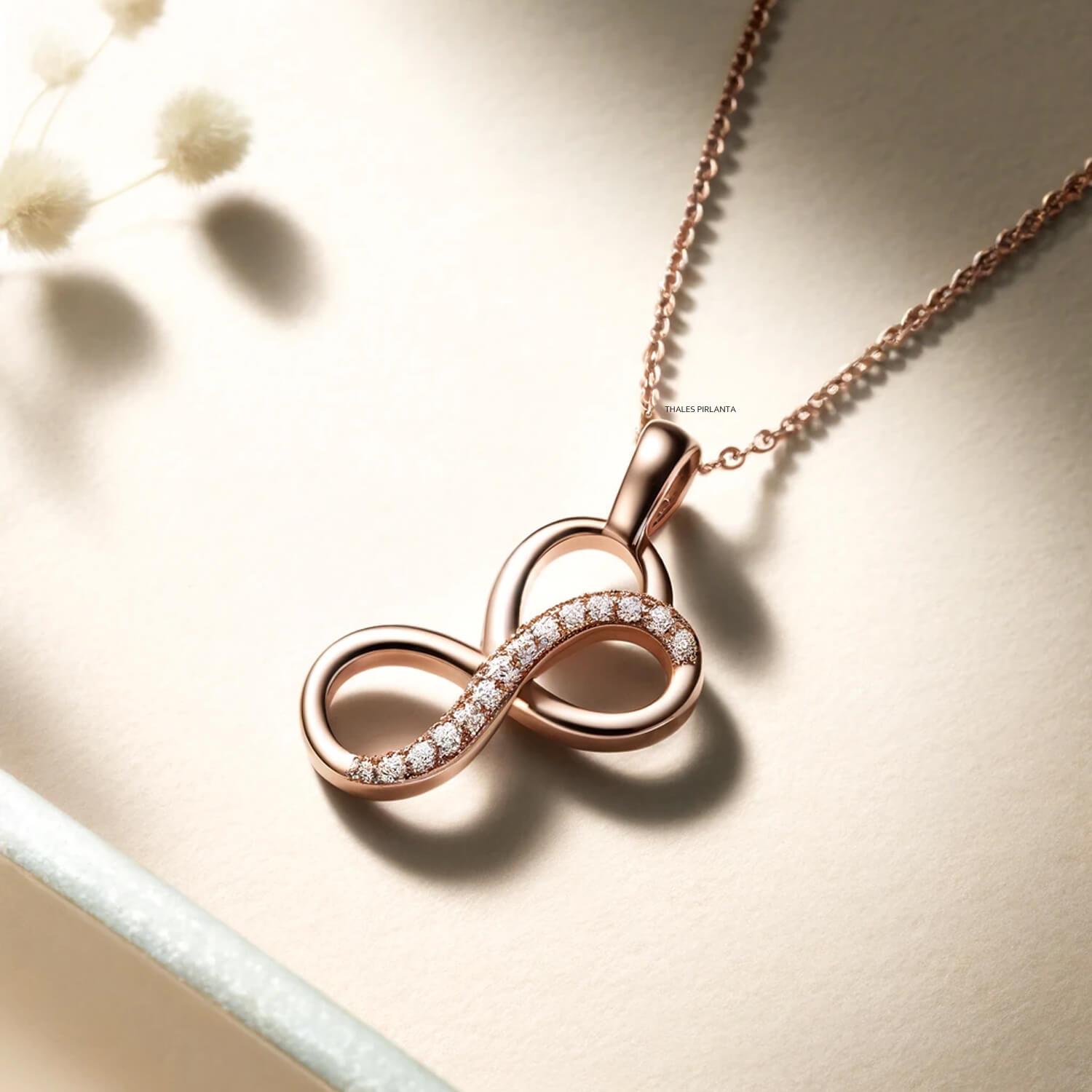 Pırlanta Eterna Sonsuzluk Kolye