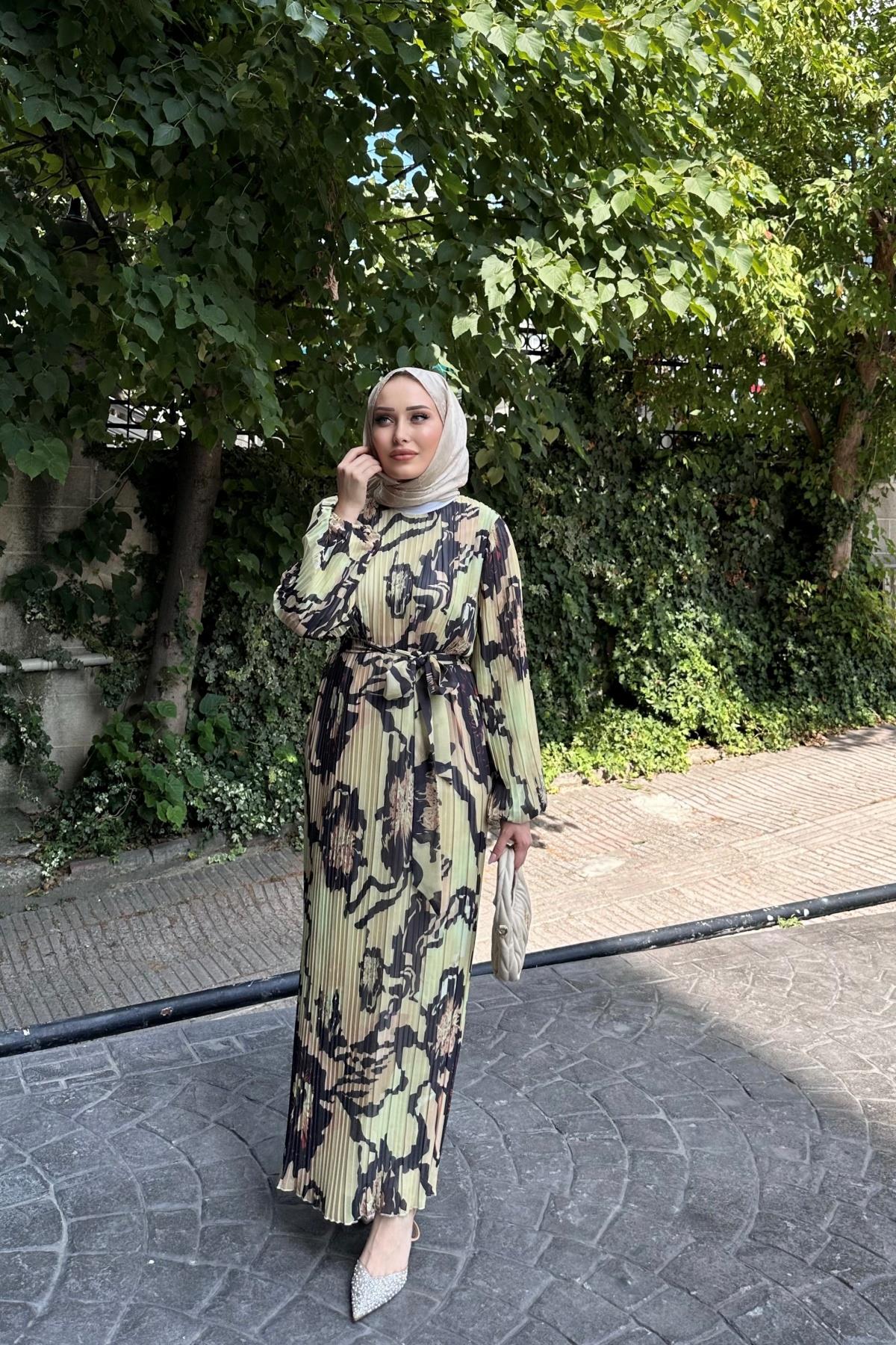 Çok Renkli Piliseli Elbise YAĞ YEŞİL