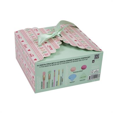 Nascita Patisserie Serisi 5li Makyaj Fırça ve 4lü Sünger Seti - 137