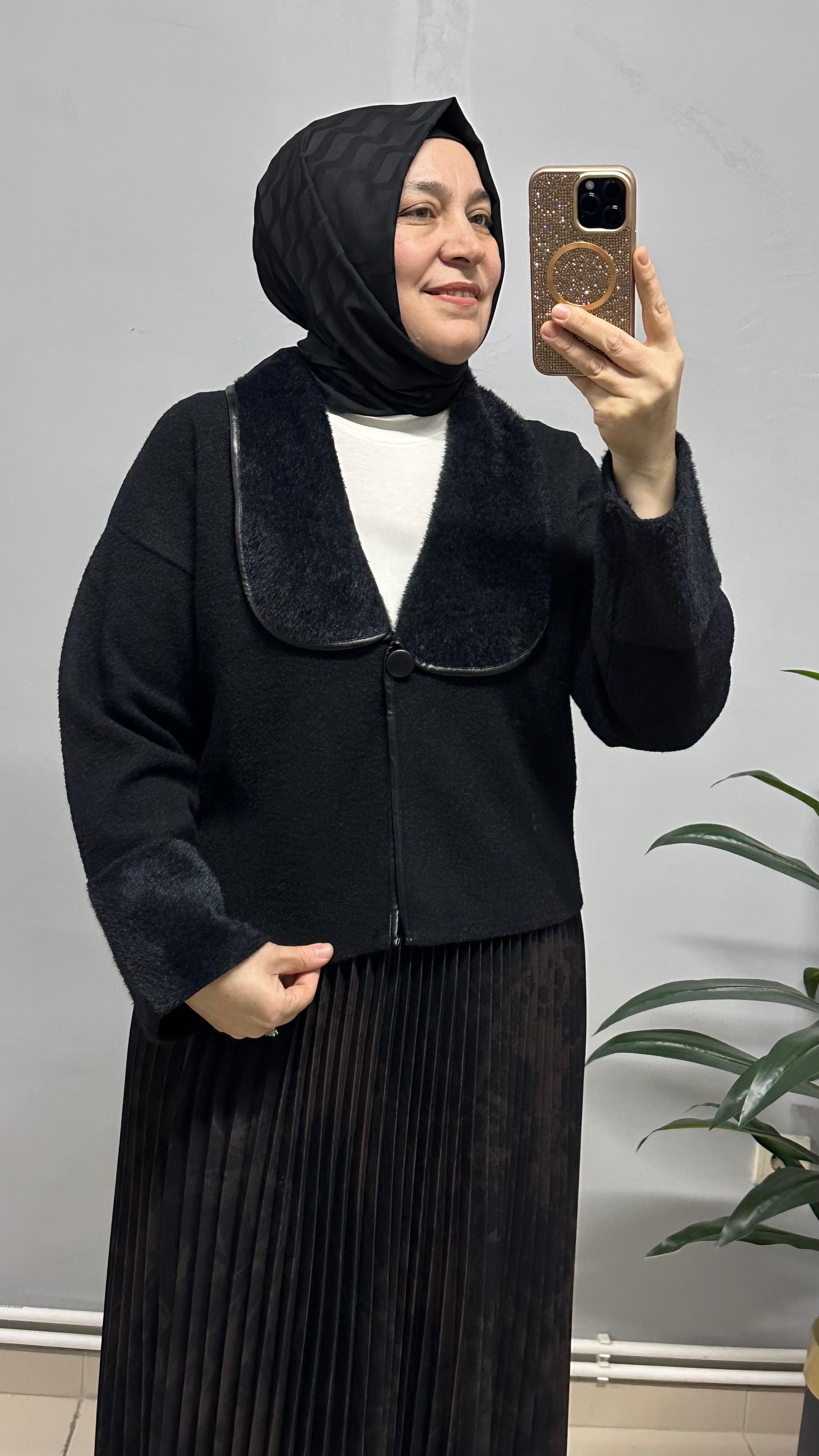 SİYAH ANGORA HIRKA