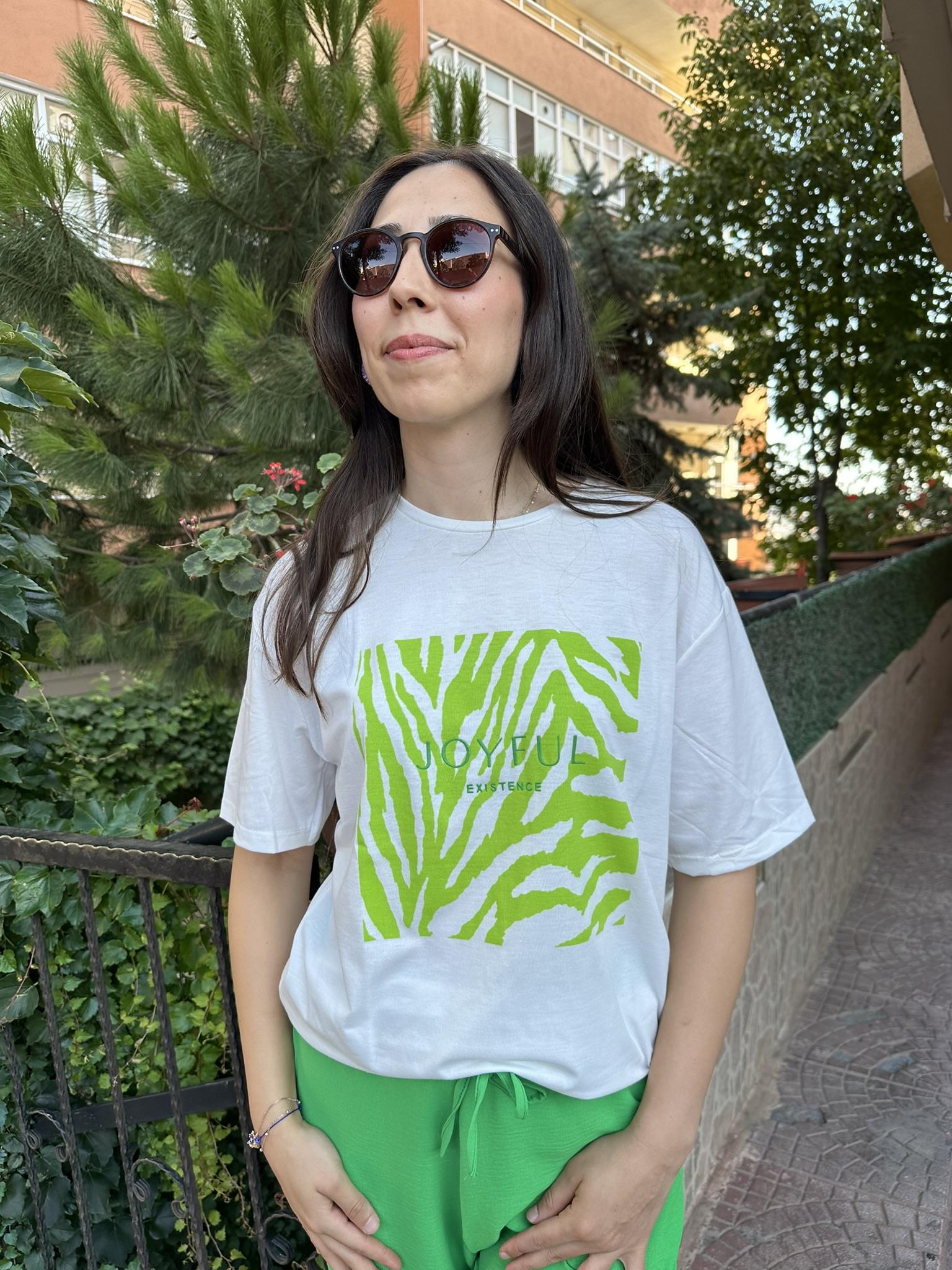 Fıstık Yeşili Zebra Baskılı T-Shırt