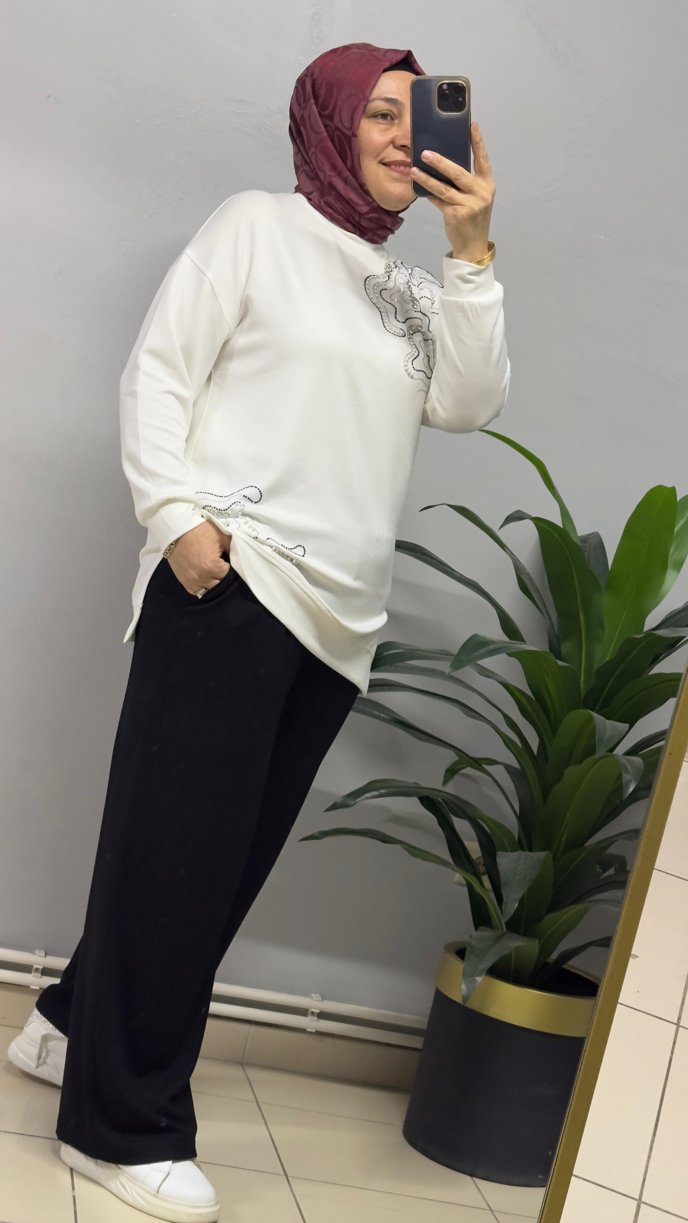 SİYAH EŞOFMAN