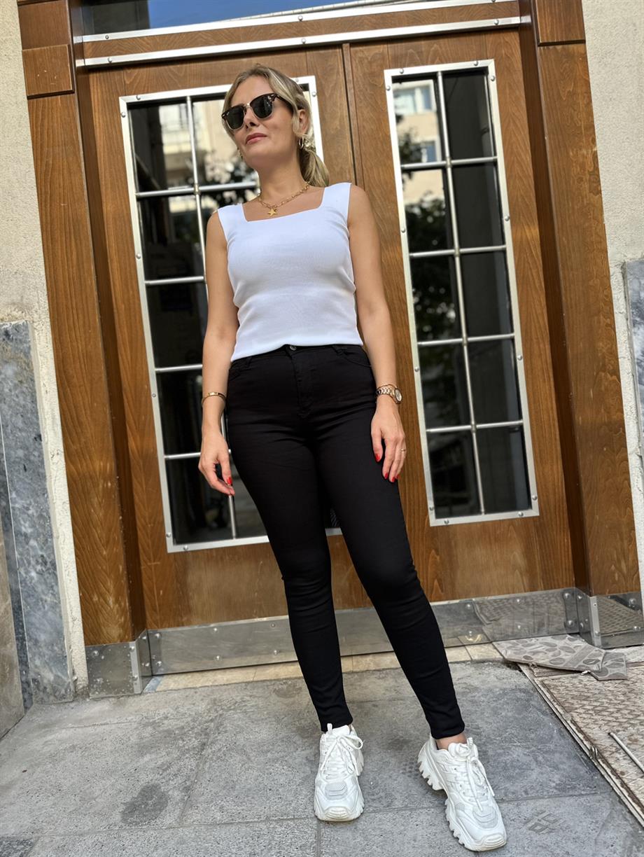 Siyah Toparlayıcı Jean