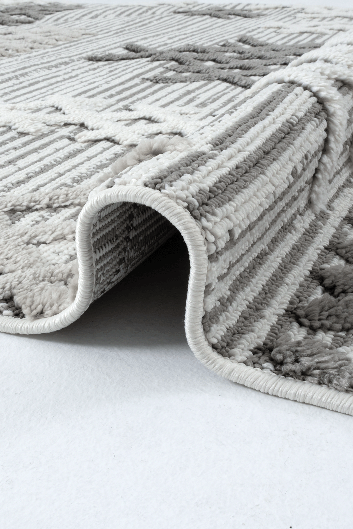 Step 2205 Gri - Dokulu Etnik Desenli Gri Halı