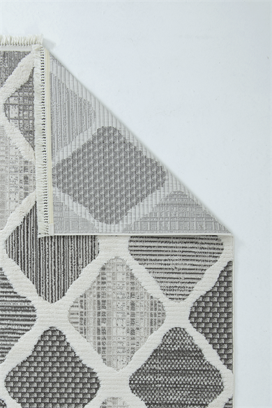 Step 2202 Gri - Göz Alıcı Elmas Motifli Gri Halı