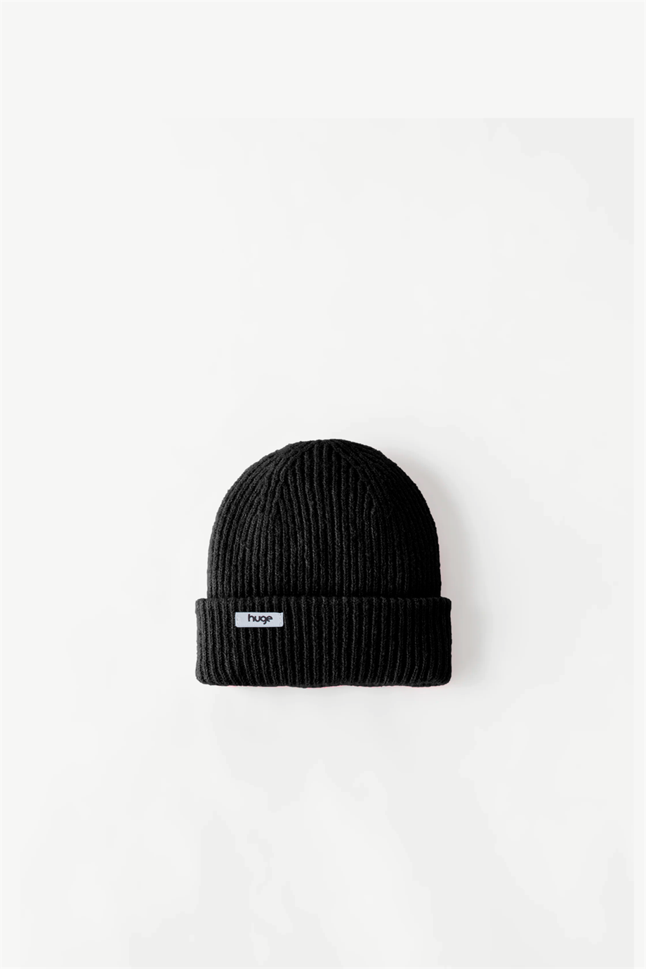 Huge Beanie Small Tag Black