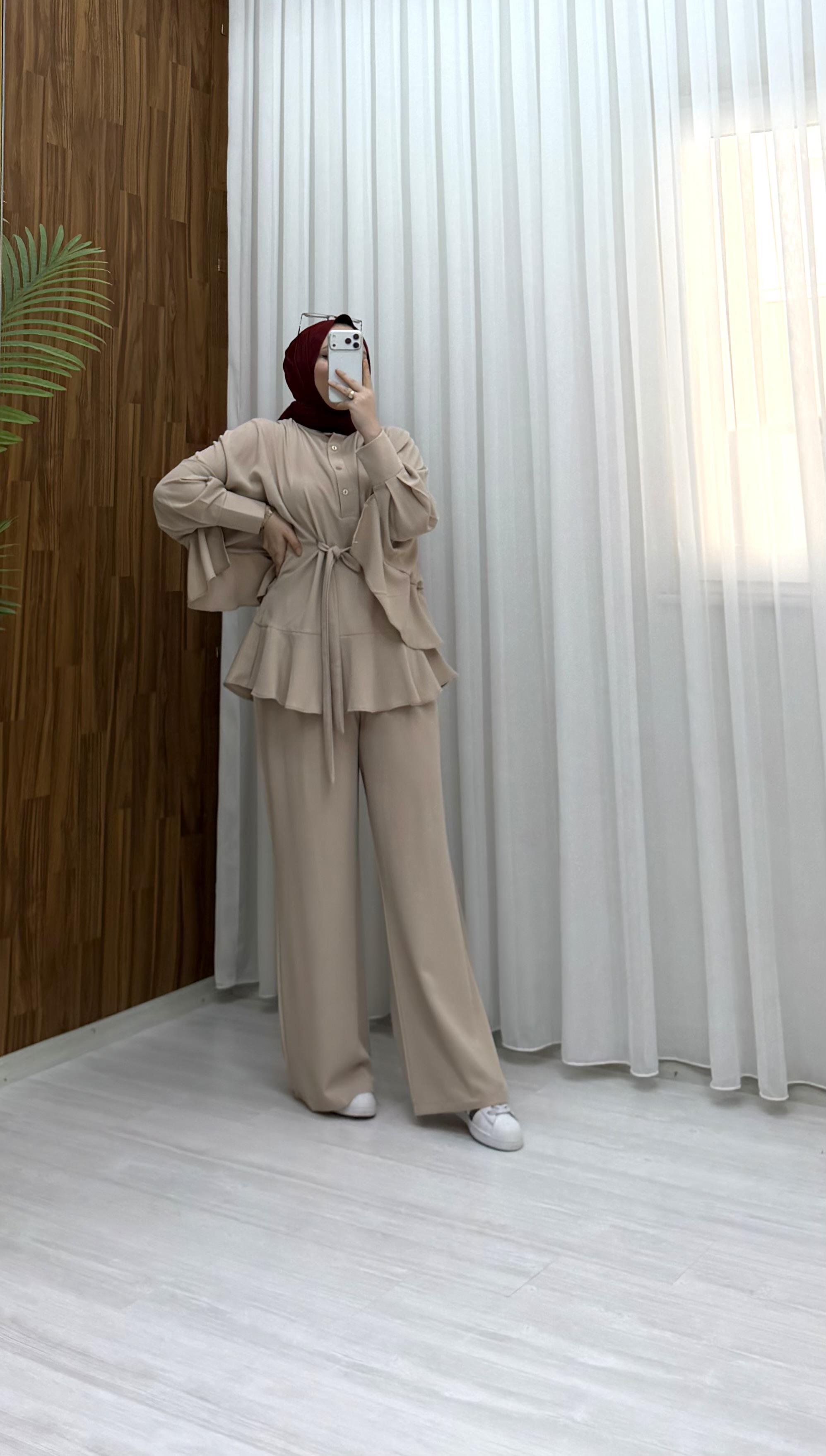 Qup Flow Pelerin Detay Takım Bej 20251 