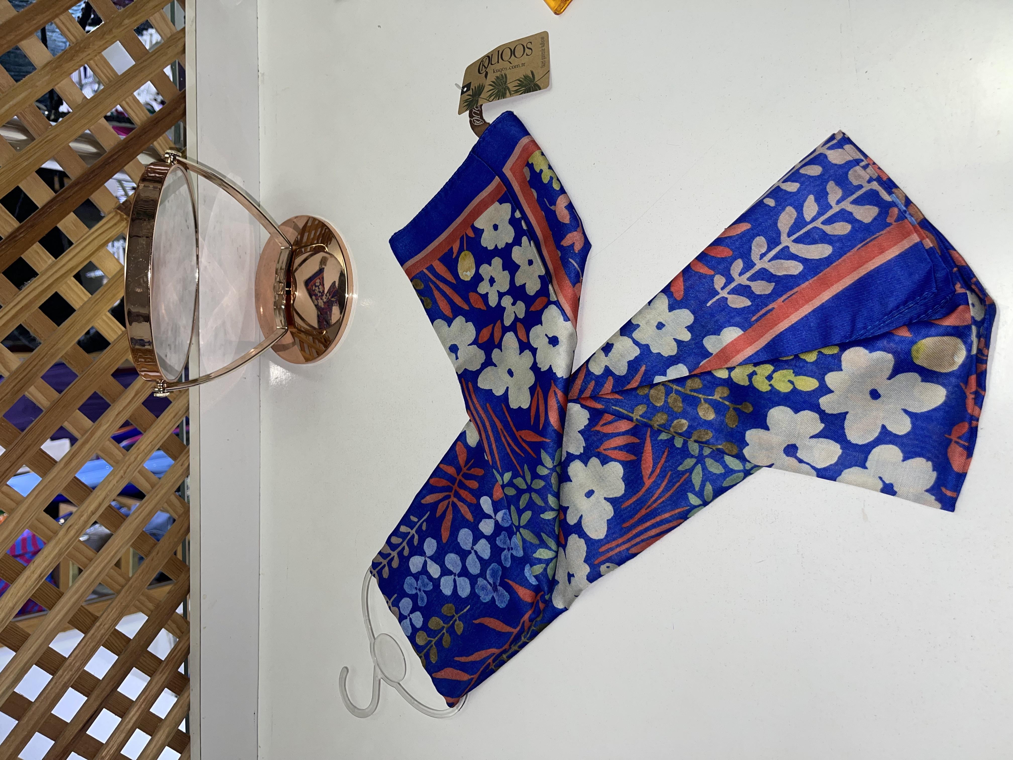  Maavi Çiçekli Şal