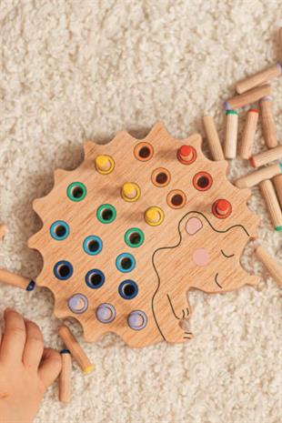  Montessori Ahşap Duyusal Eğiti Oyuncak renk eşleştirmeli pim takmalı kirpi