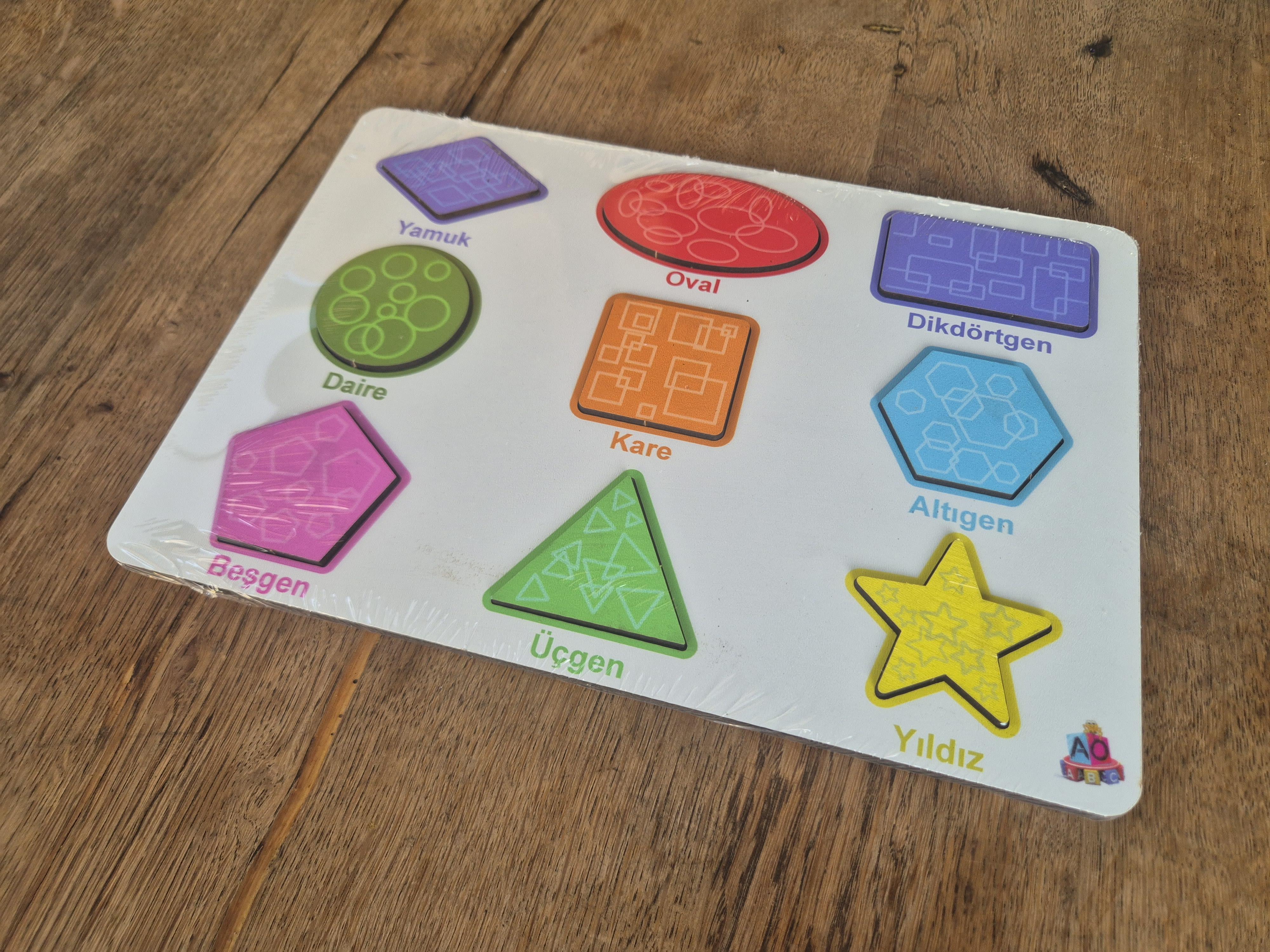 Geometrik Şekiller Kabartmalı