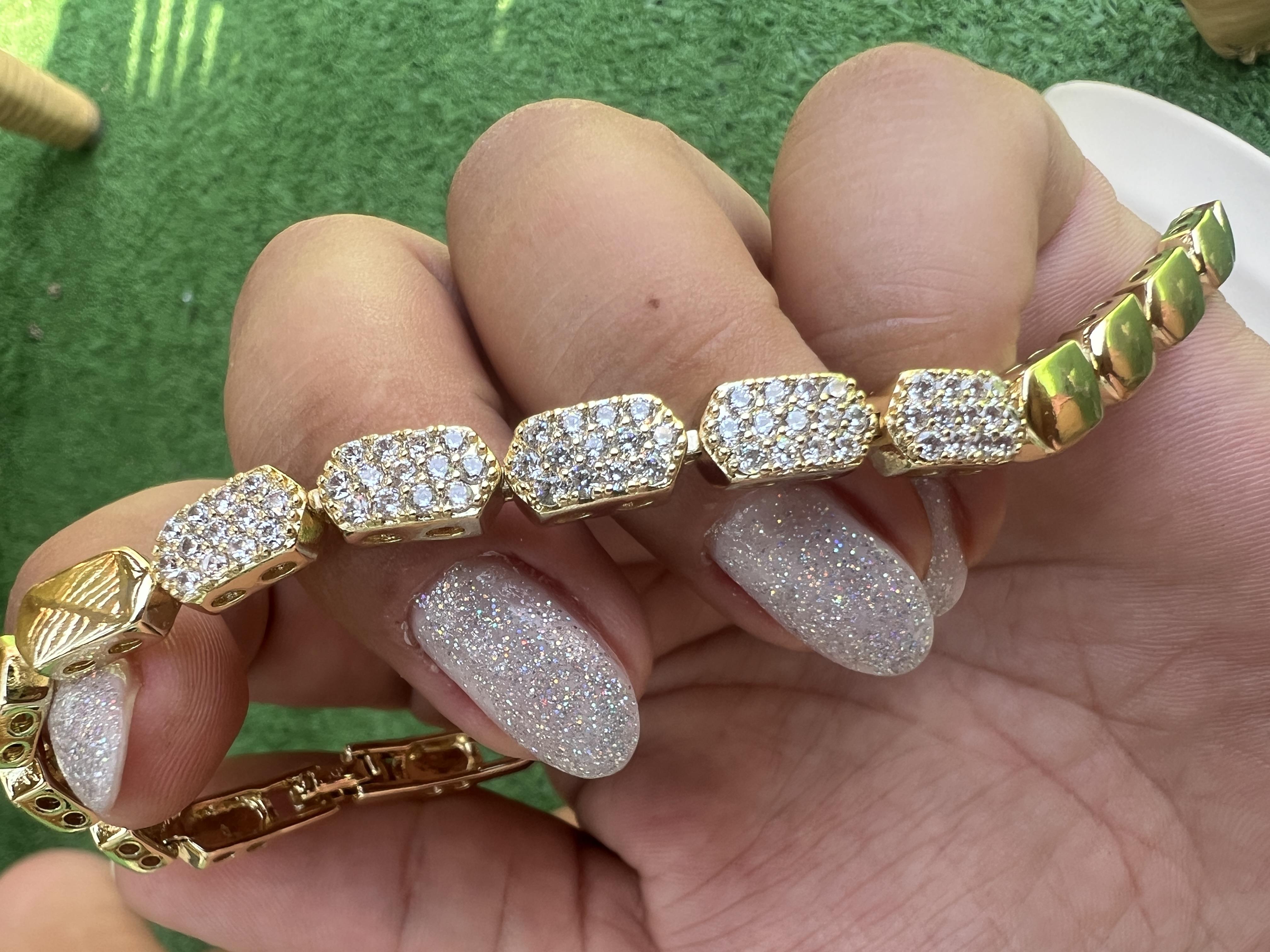 BAKLAVA TAŞLI KÜNYE