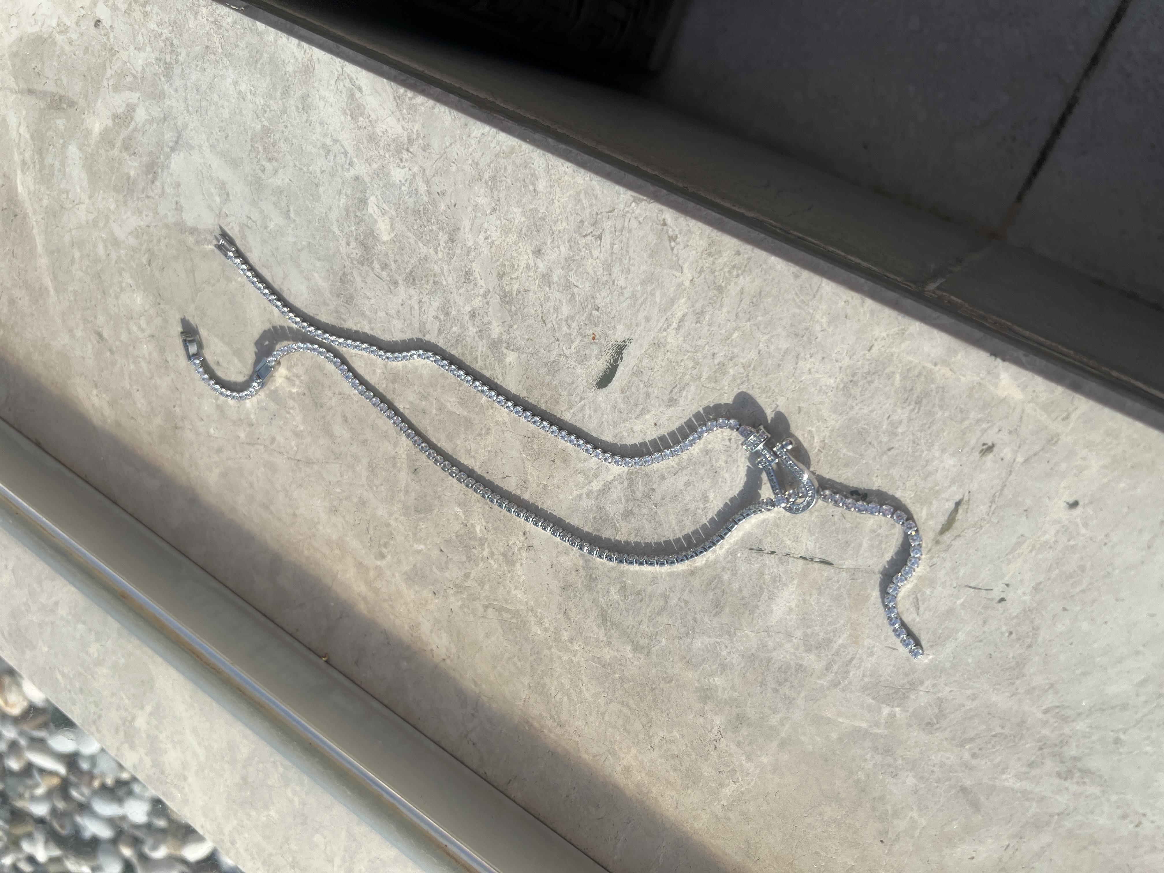 GÜMÜŞ KİLİT MARKA SU YOLU KOLYE