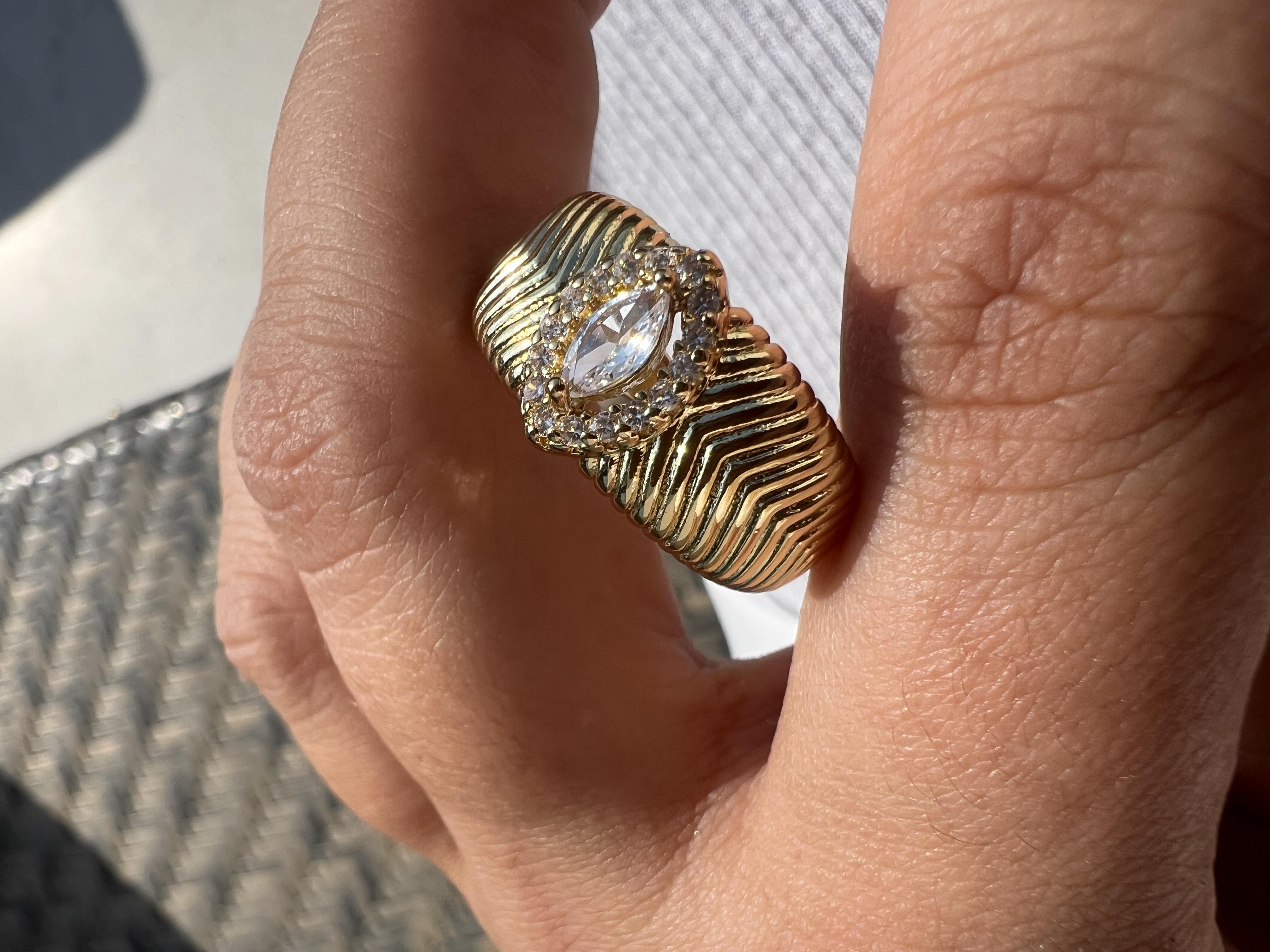 HERKESİN ALTIN SANDIĞI YÜZÜĞÜM