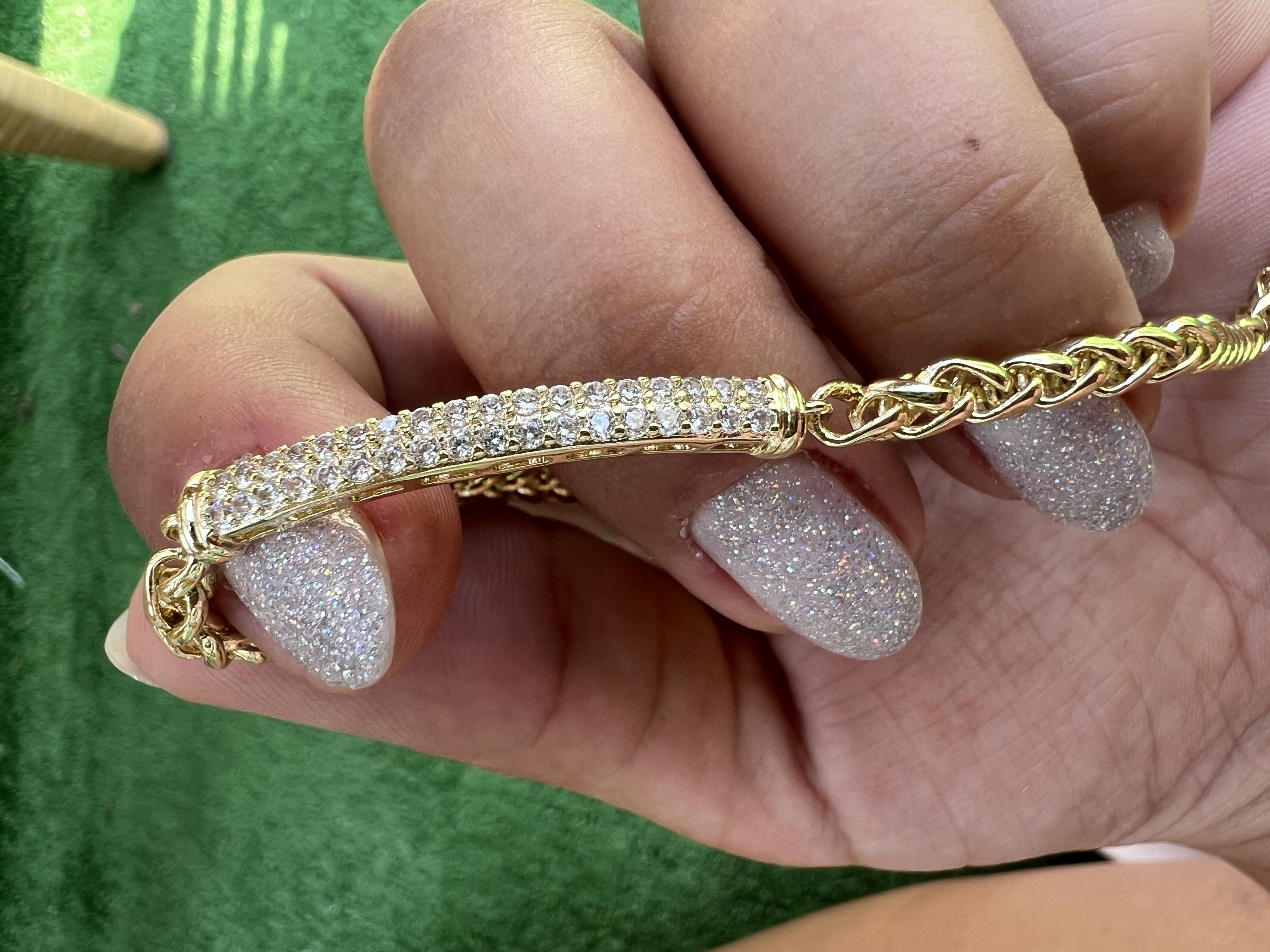 İNCECİK ALTIN MODEL TAŞLI KÜNYE