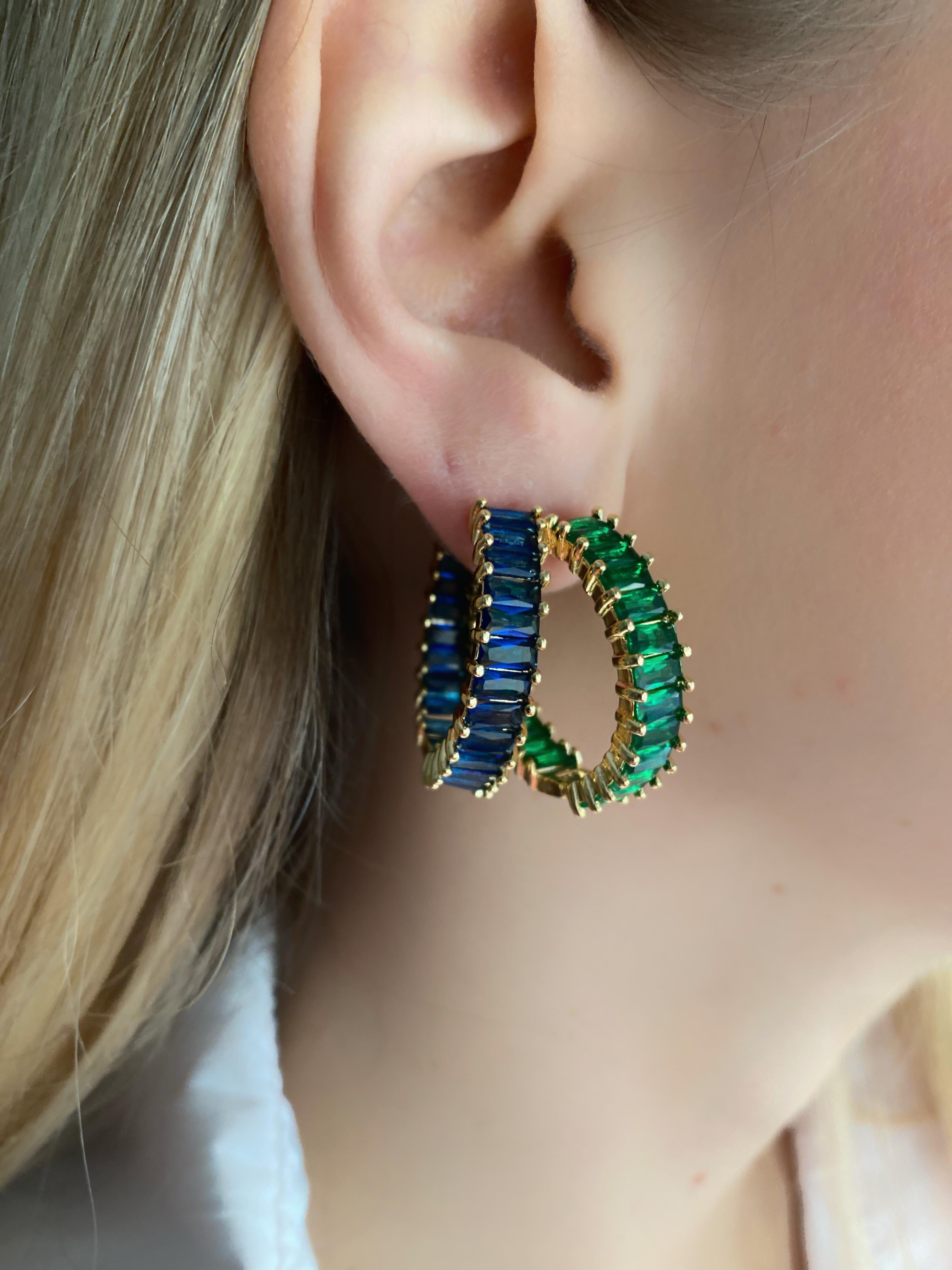 SAKS İÇİ DIŞI TAŞLI KÜPE