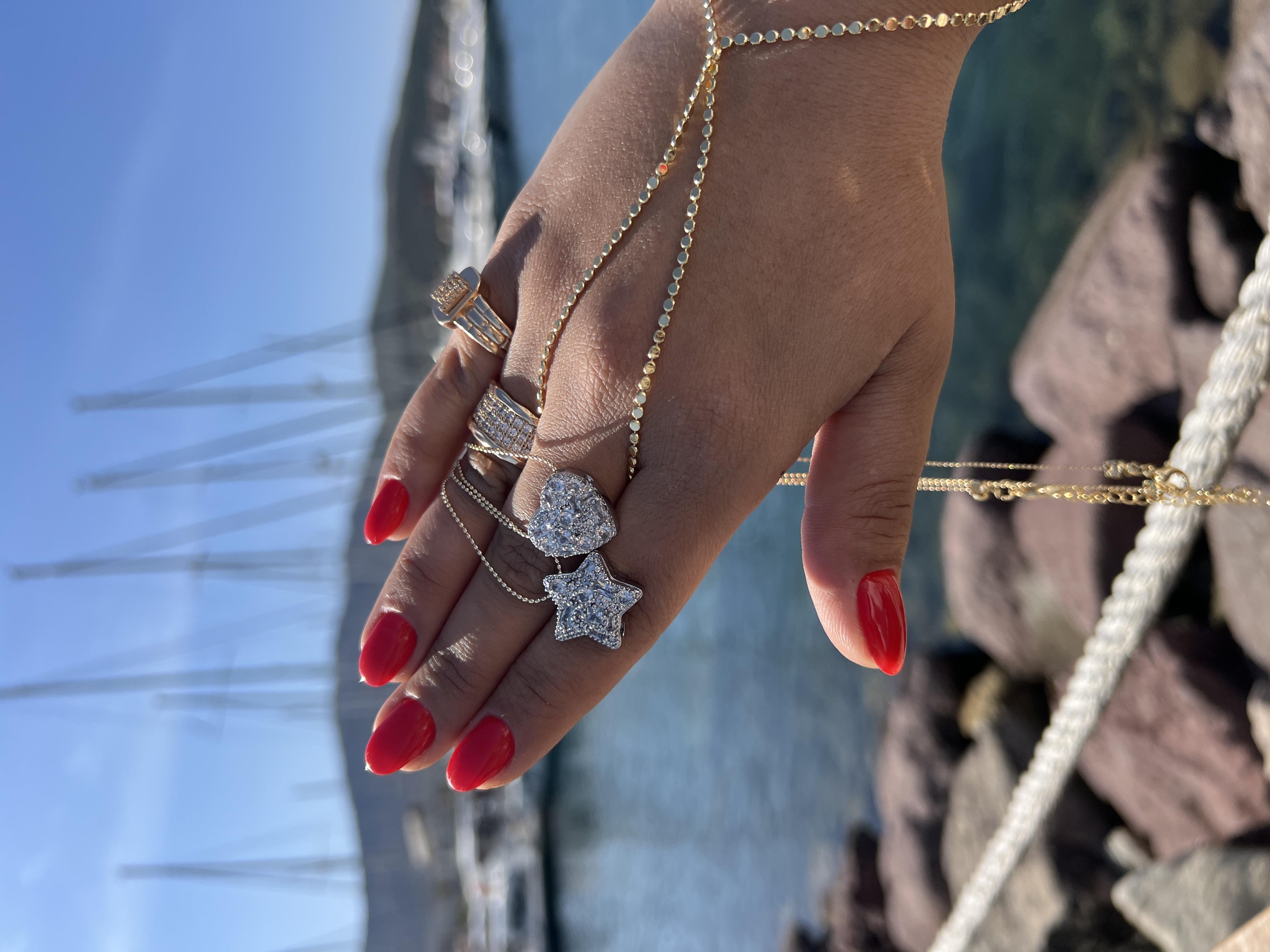 SWRVSK EN ÇOK SATAN YILDIZ KOLYE