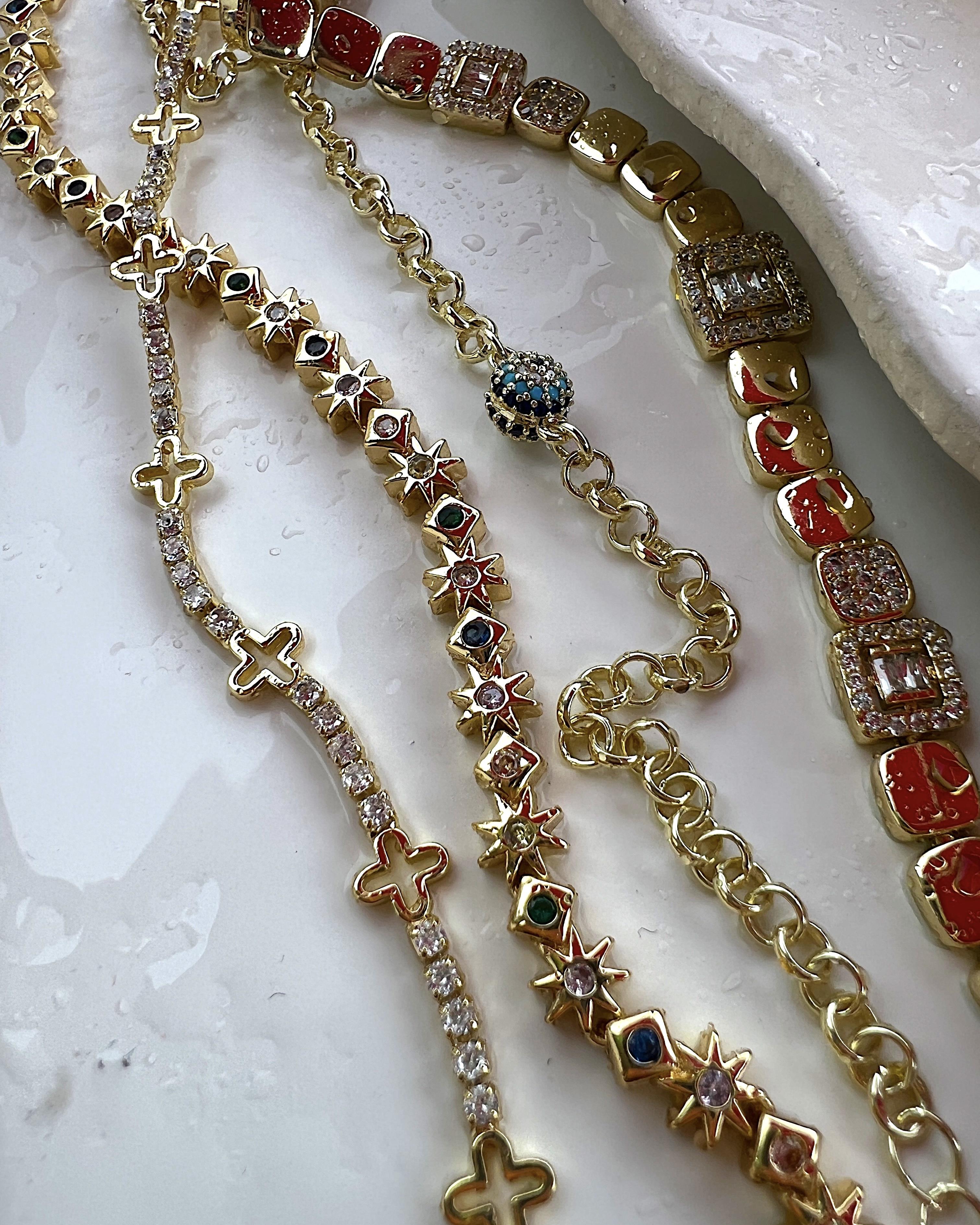 EN MİNİMAL EN SEVİLEN NAZAR KÜNYE