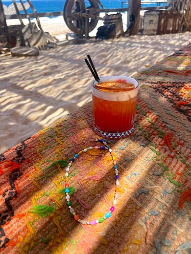 BENDE SORDUĞUNUZ RENGARENK CAM DAMLA KOLYE