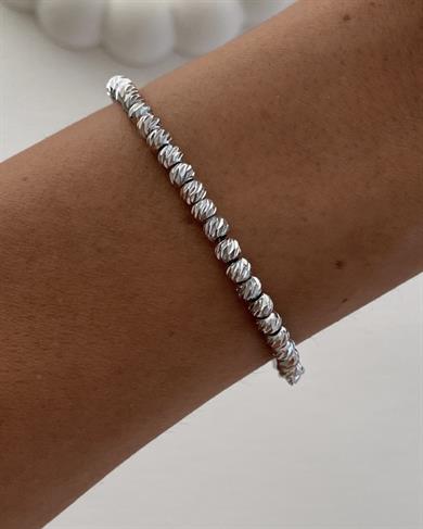 GÜMÜŞ RENK DORİKA BİLEKLİK 