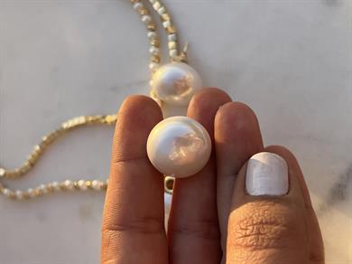 İRİ XL İNCİ BASIK TOP KÜPE