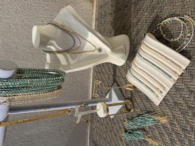 MAVİŞ FİRUZE GOLD DORİKA BİLEKLİK