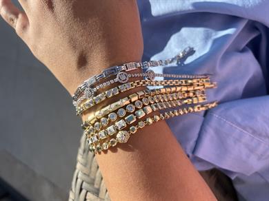 ORTASI TAŞLI MİNİMAL BİLEKLİK