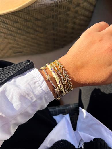 V ÇUBUK BİLEKLİK GOLD