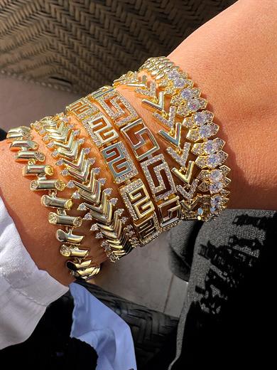 V ÇUBUK BİLEKLİK GOLD