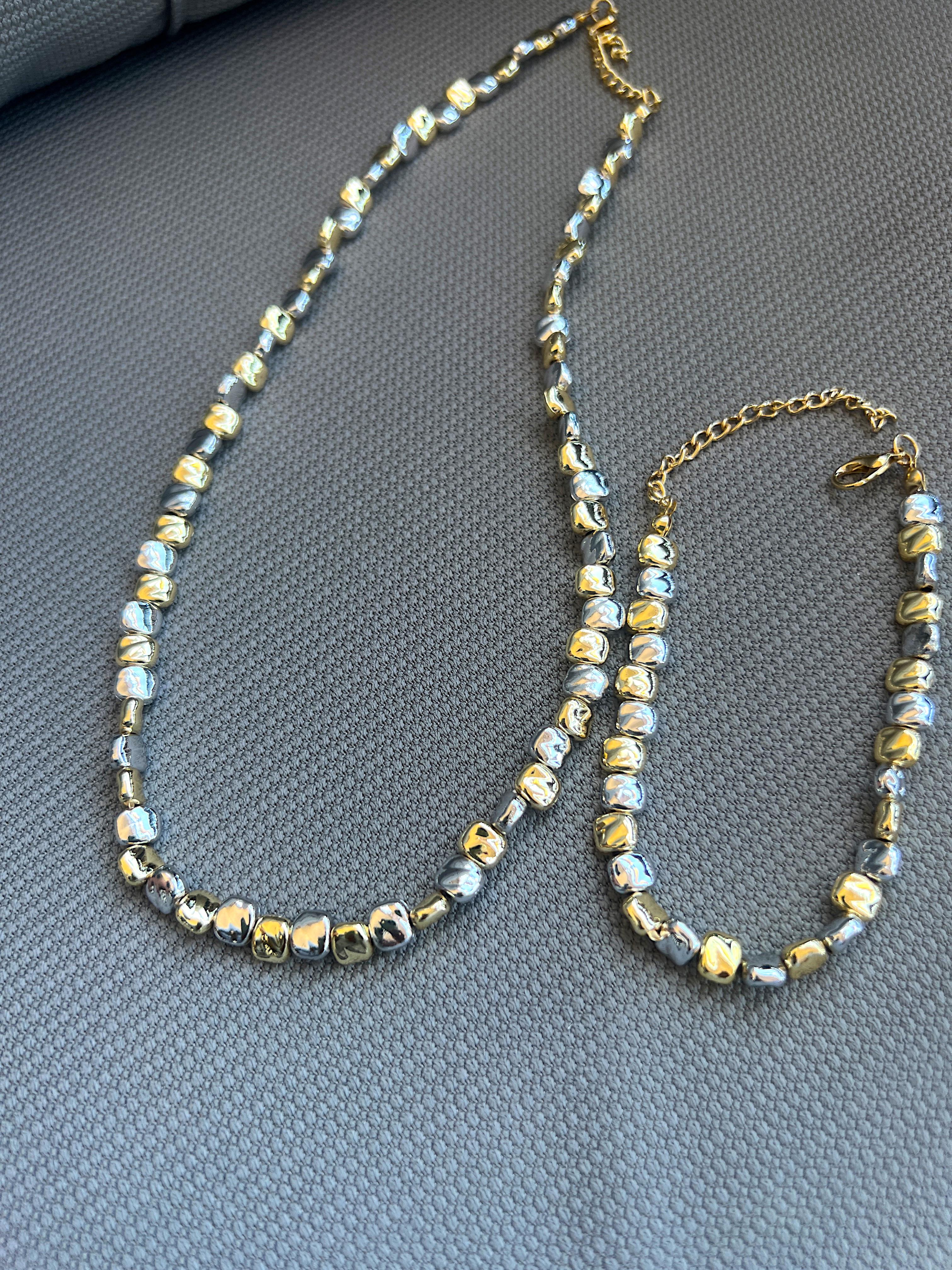 ÇAKIL KOLYE VE BİLEKLİK İKİLİ