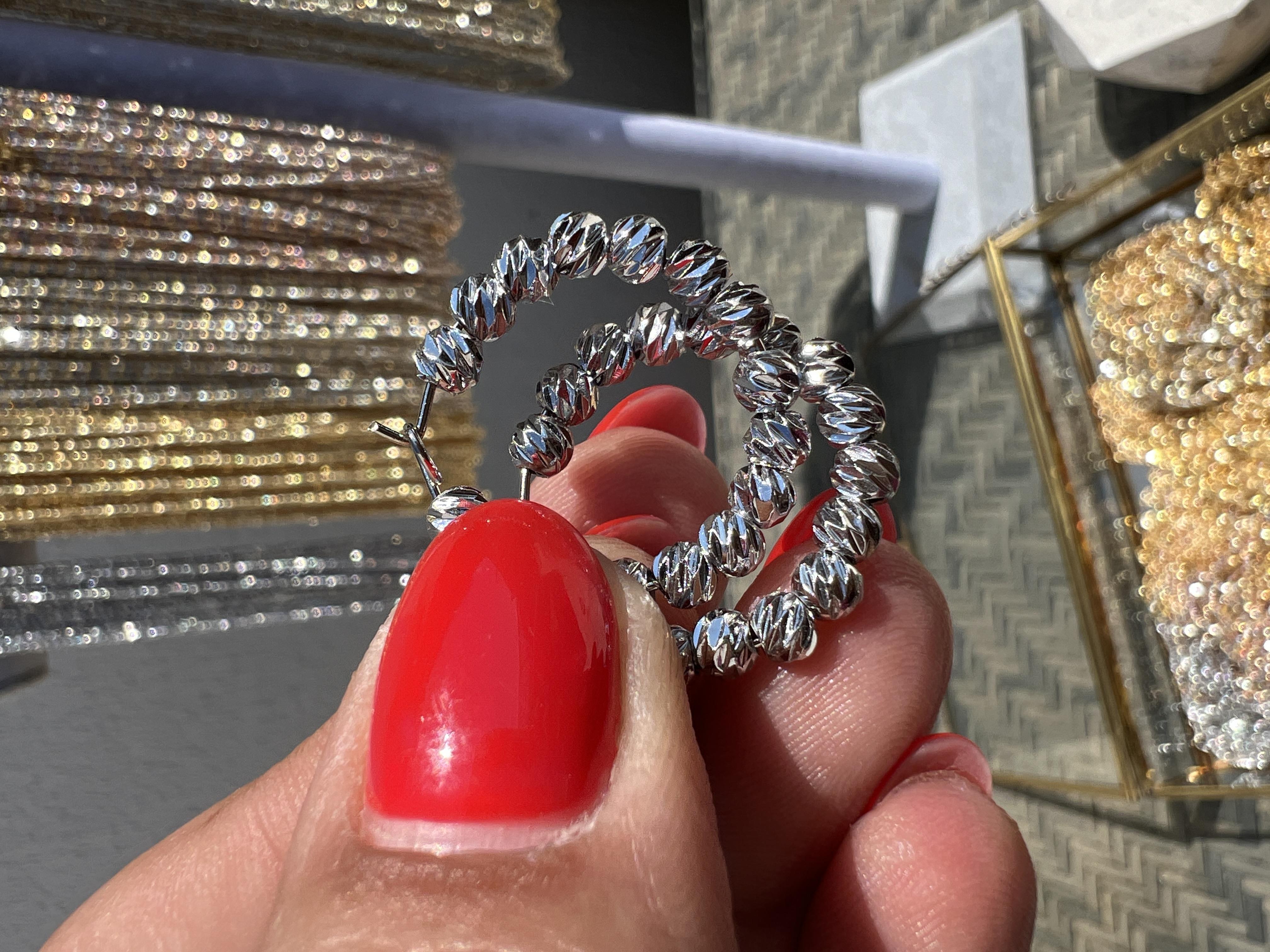 GÜMÜŞ RENK DORİKA KÜPE