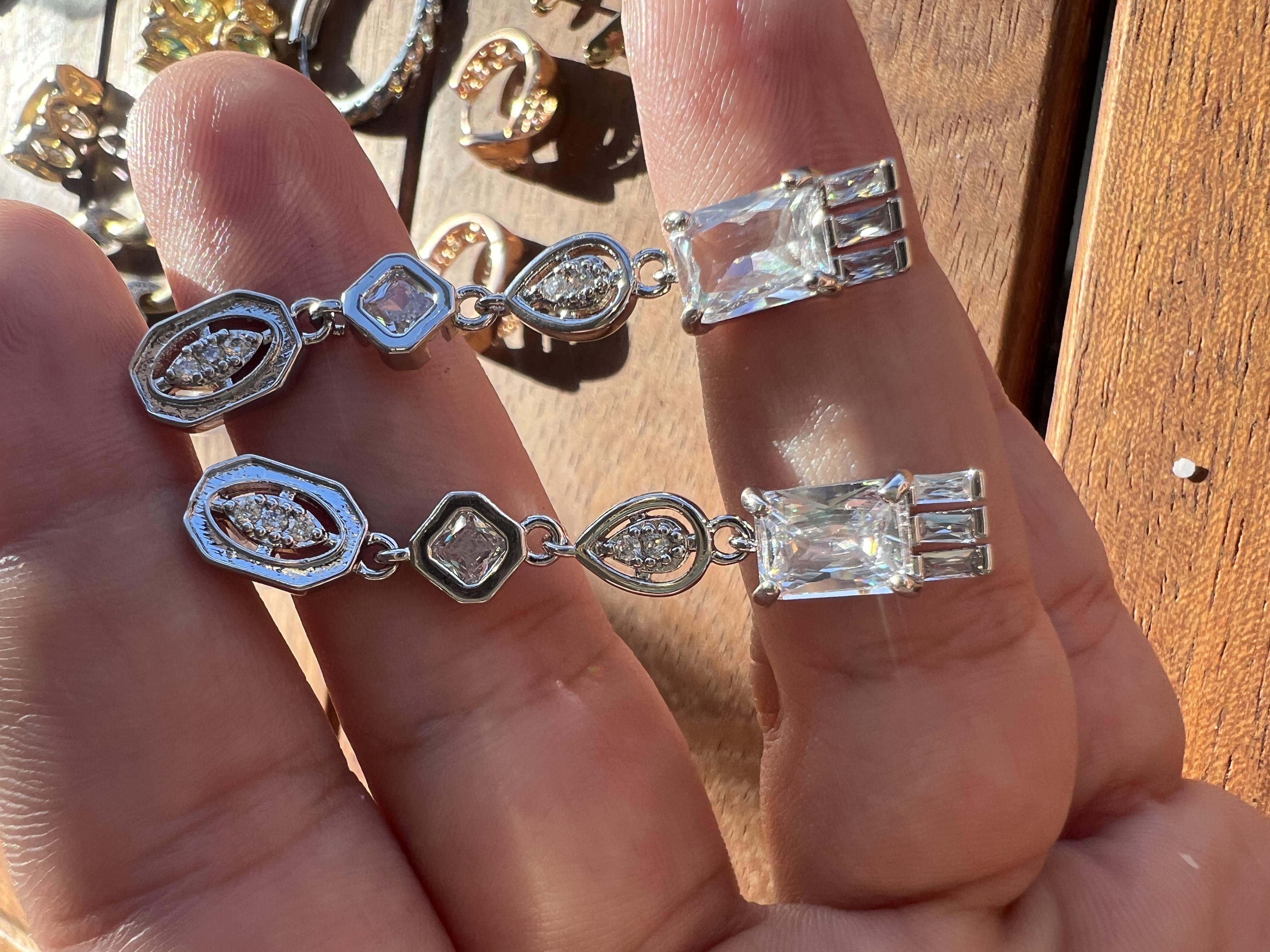 GÜMÜŞ SALLANTI MG KÜPE